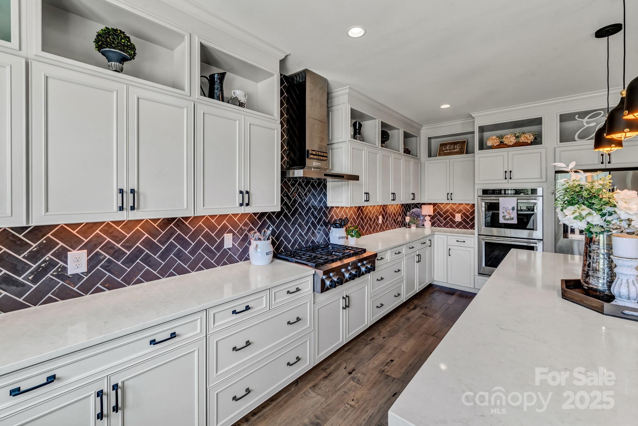 1041 Chippenham Avenue Property Photo 22