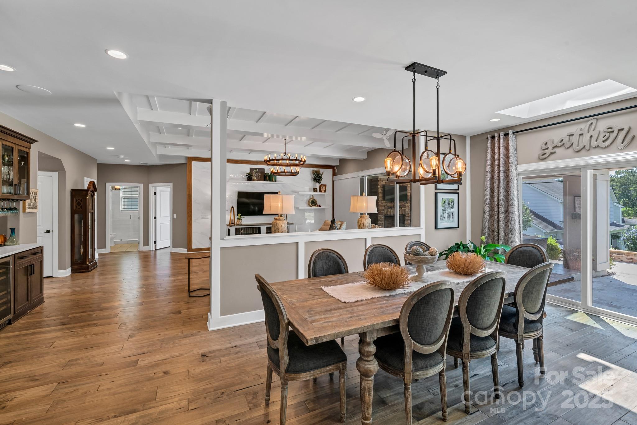 1041 Chippenham Avenue Property Photo 24