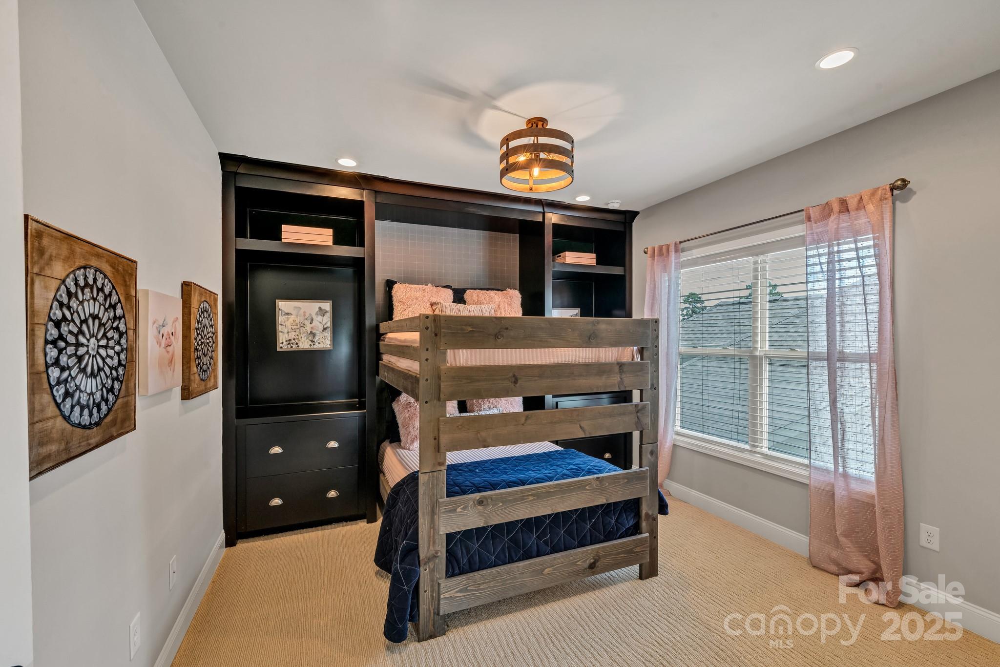 1041 Chippenham Avenue Property Photo 25