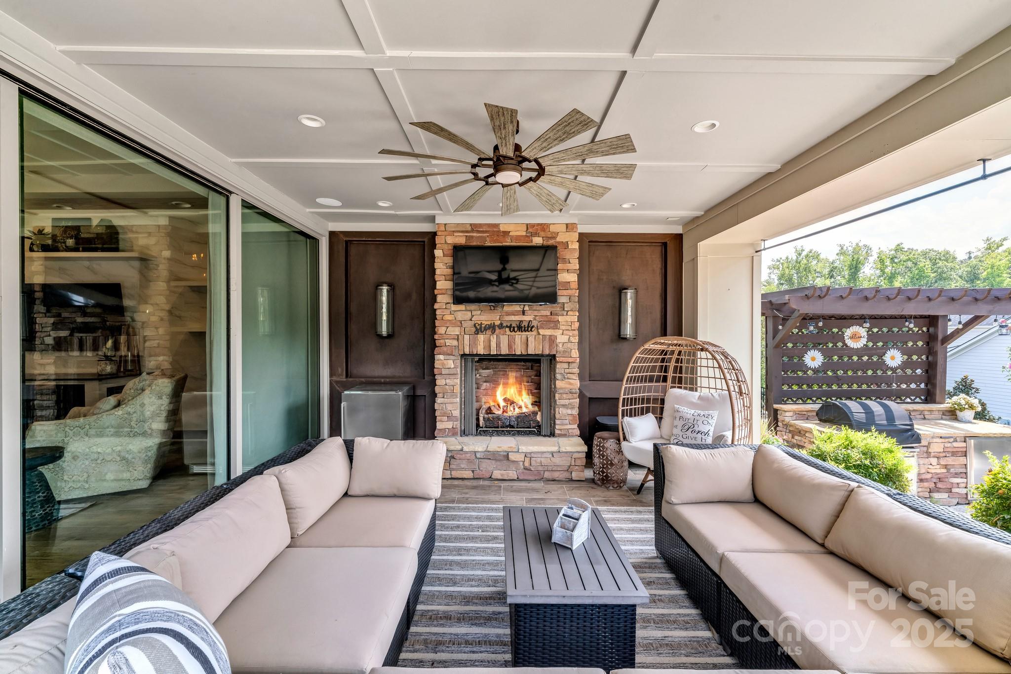 1041 Chippenham Avenue Property Photo 42