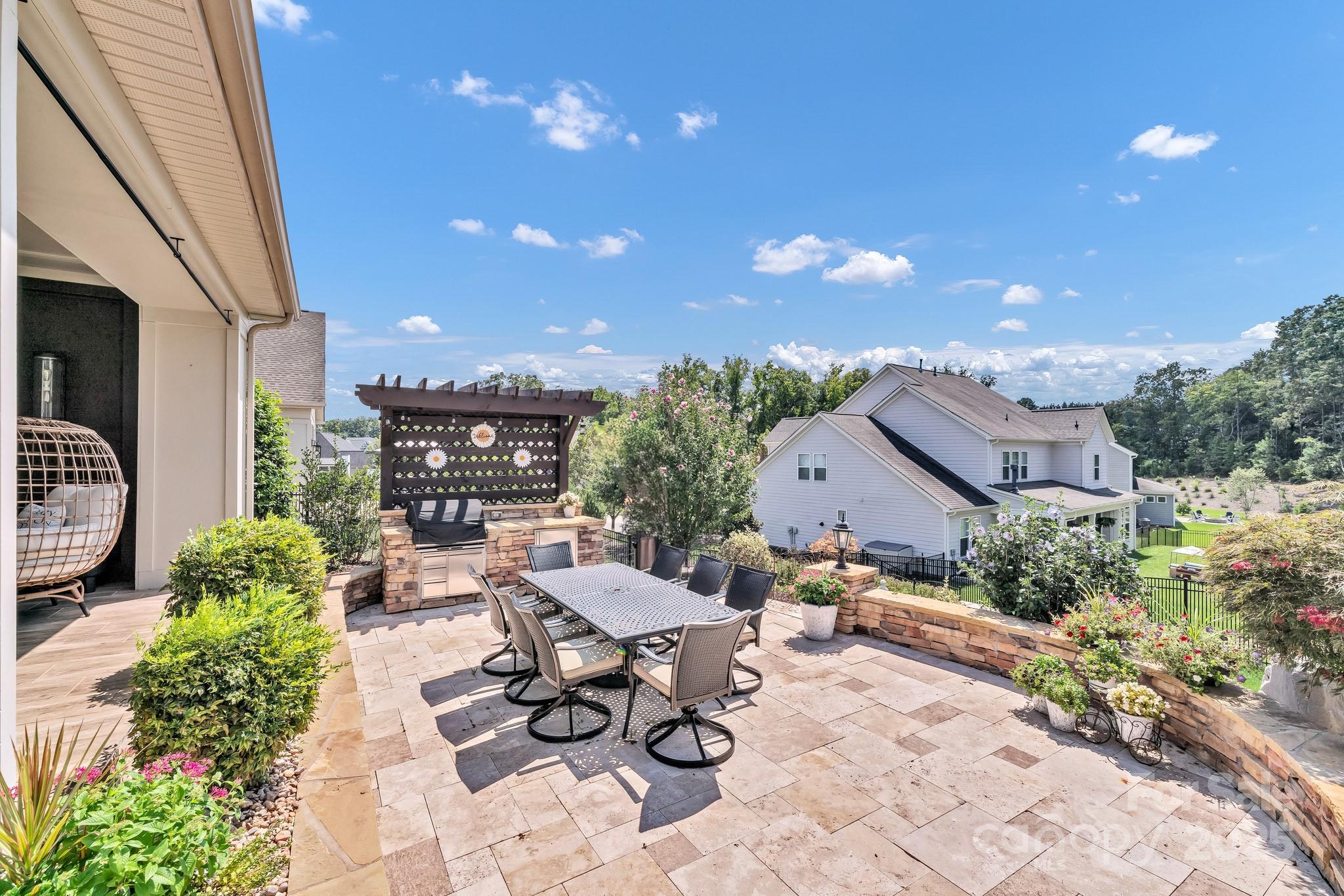 1041 Chippenham Avenue Property Photo 43