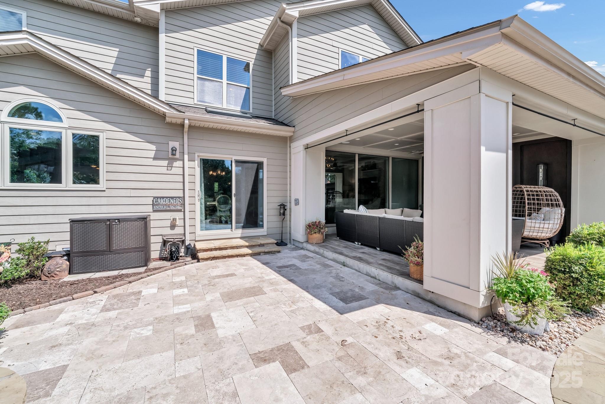 1041 Chippenham Avenue Property Photo 45