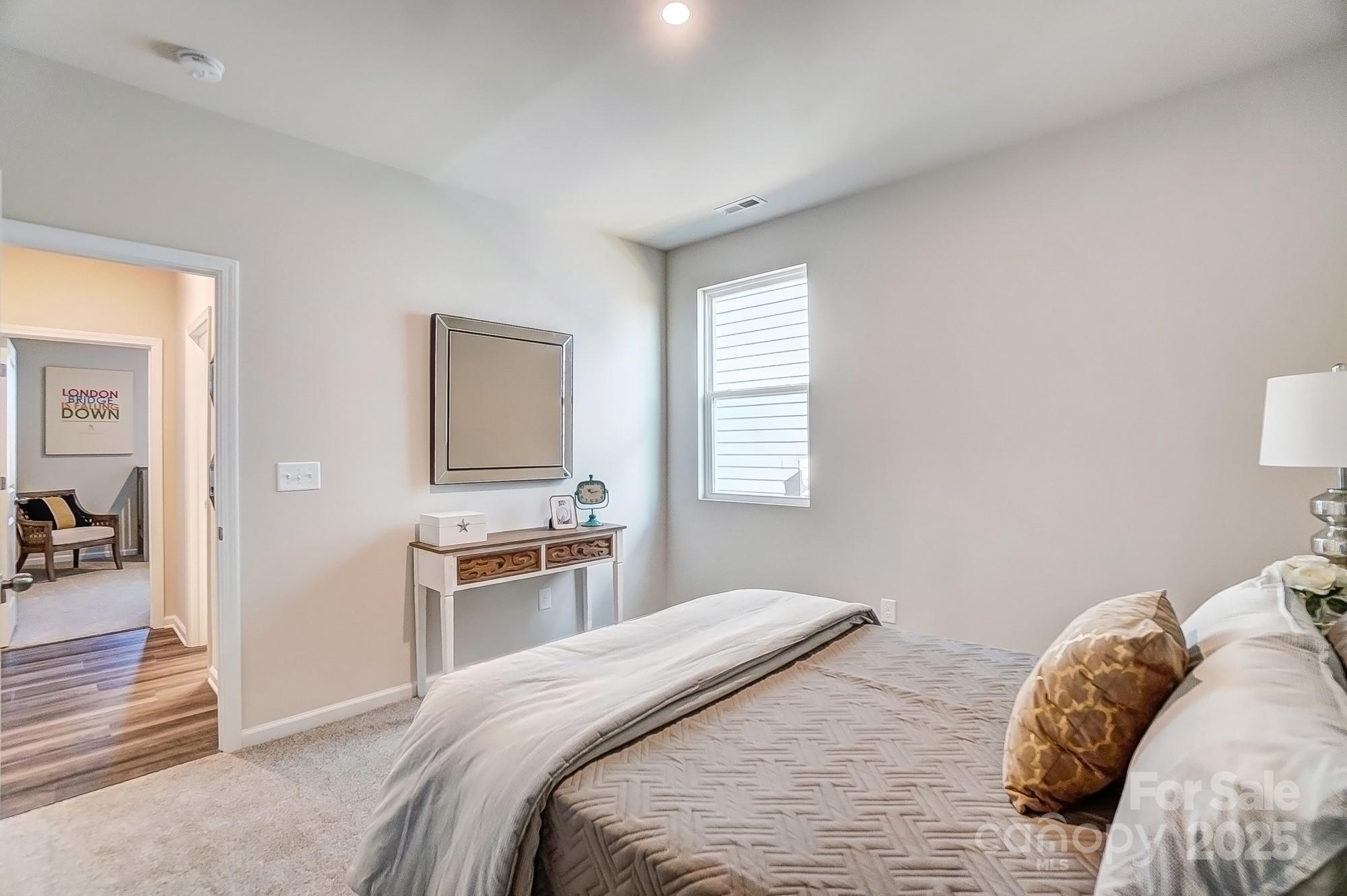 2732 Westmont Drive Property Photo 23