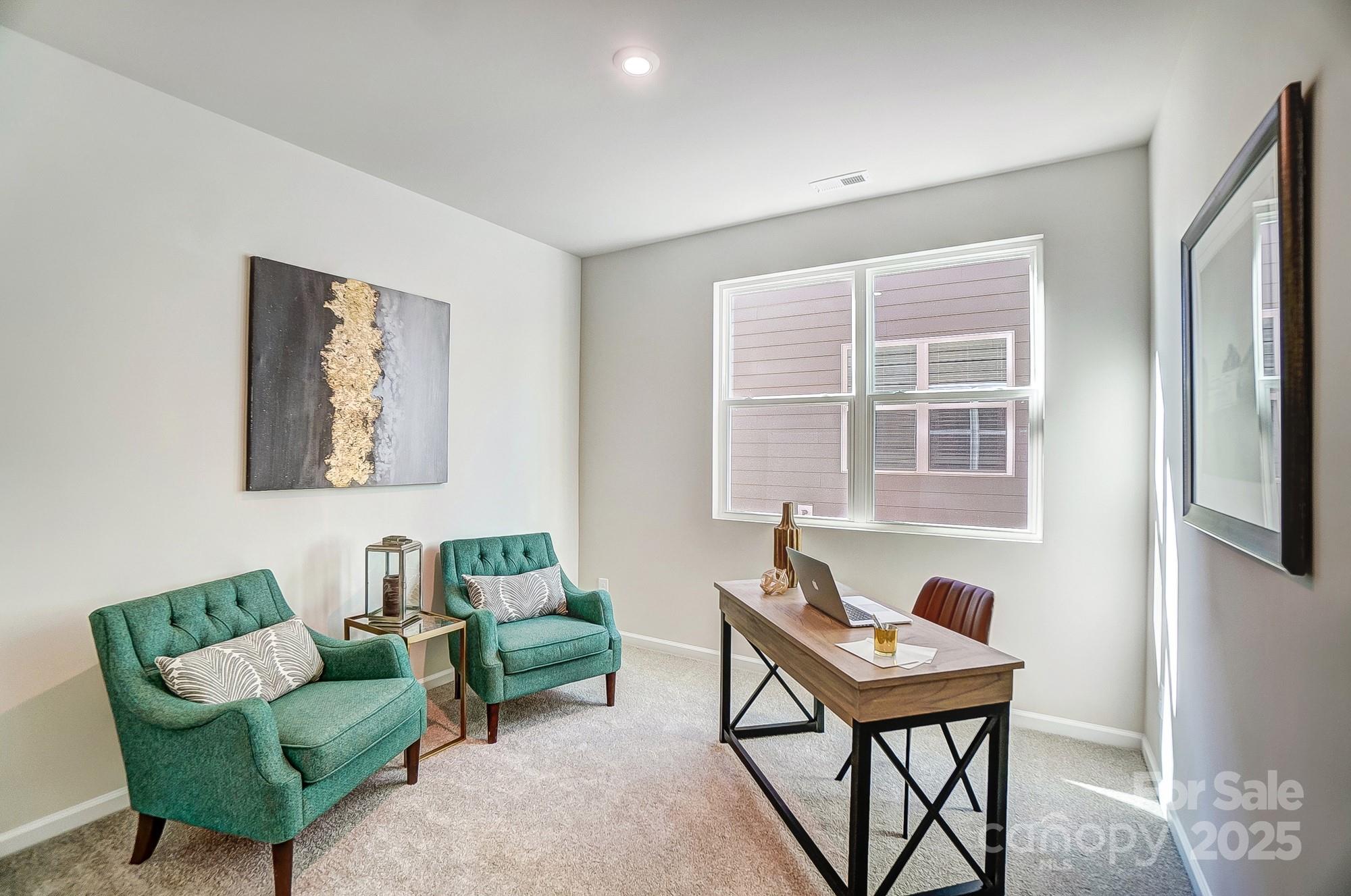 2732 Westmont Drive Property Photo 27