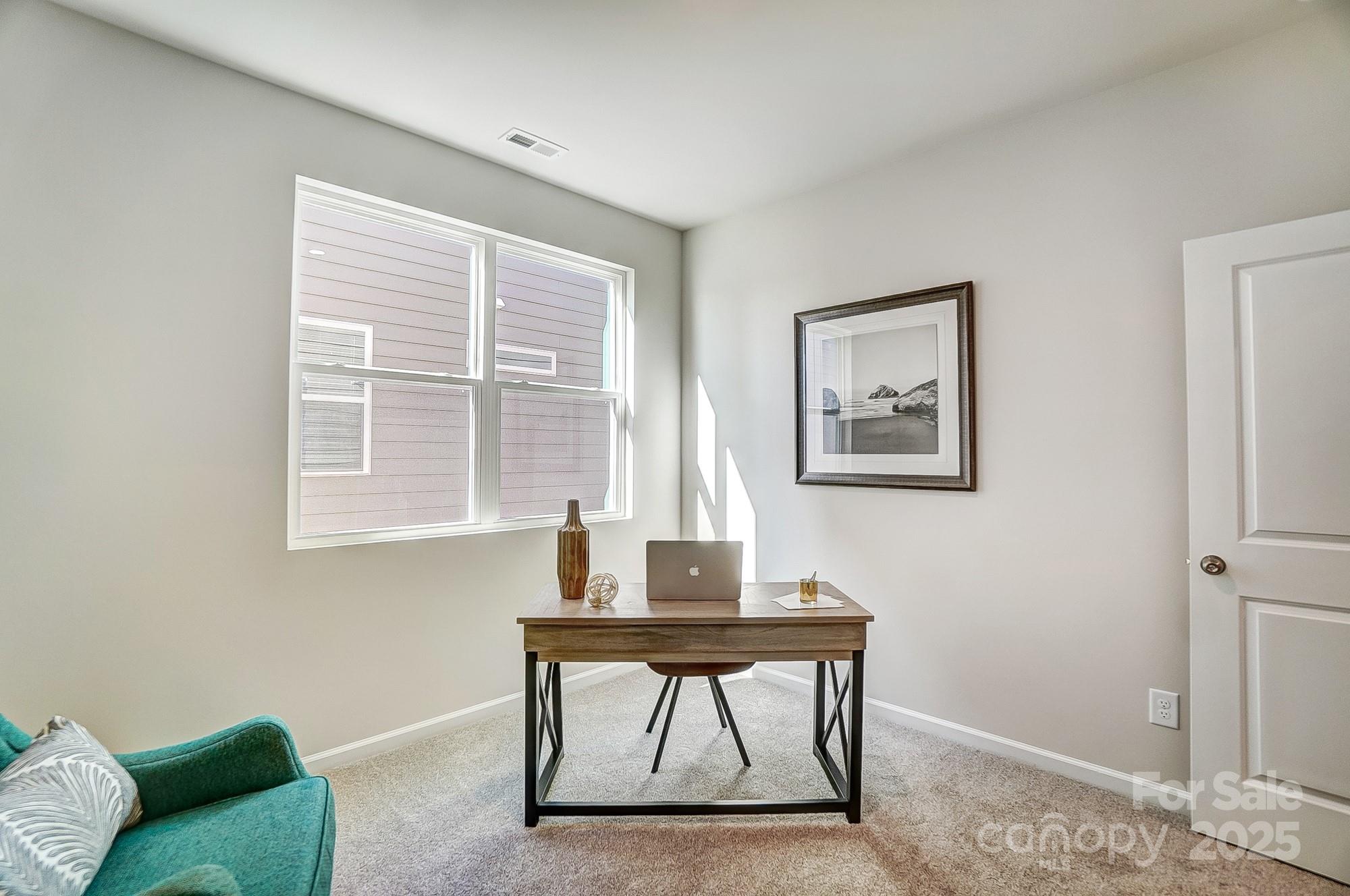 2732 Westmont Drive Property Photo 29