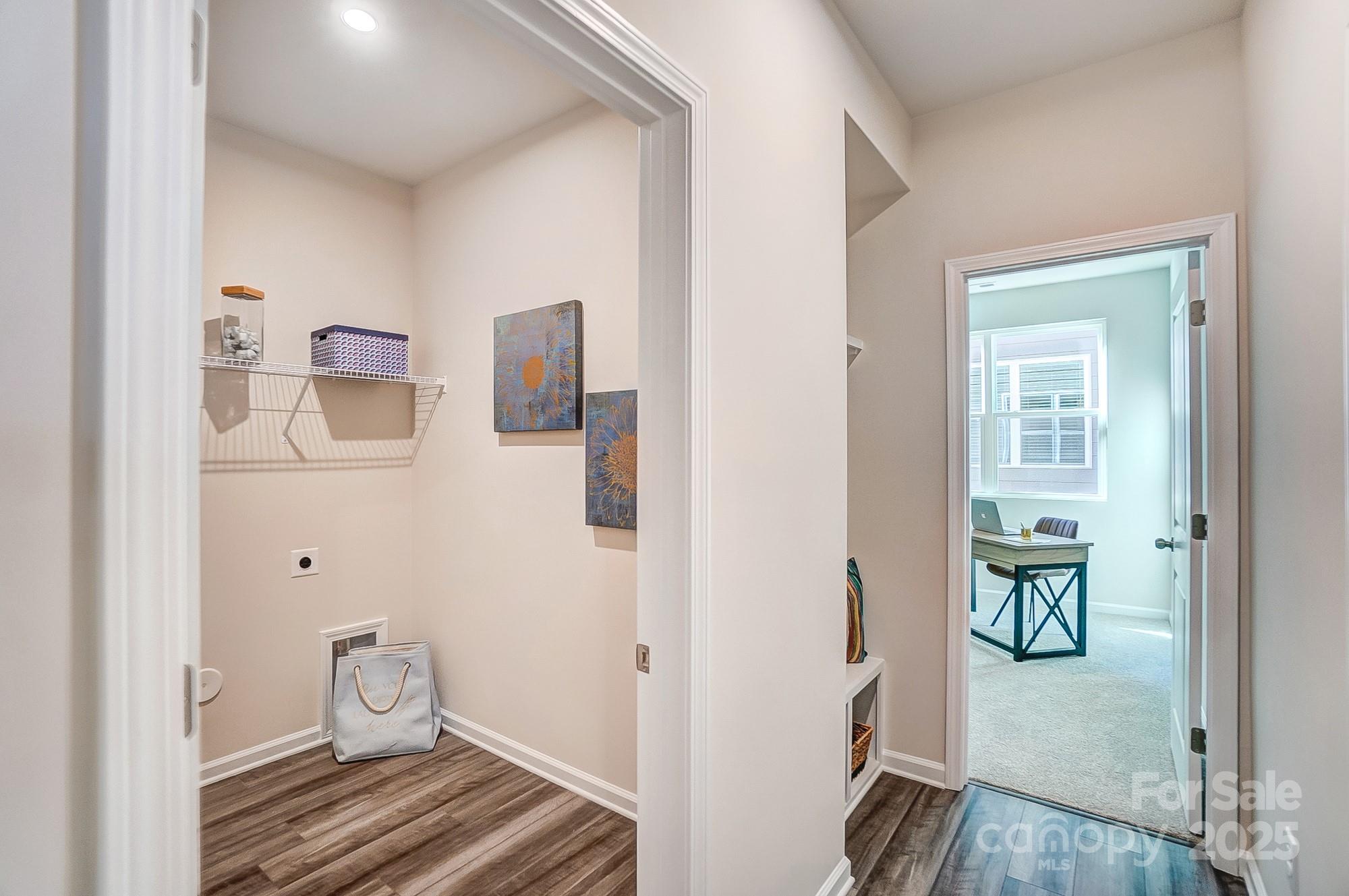 2732 Westmont Drive Property Photo 30