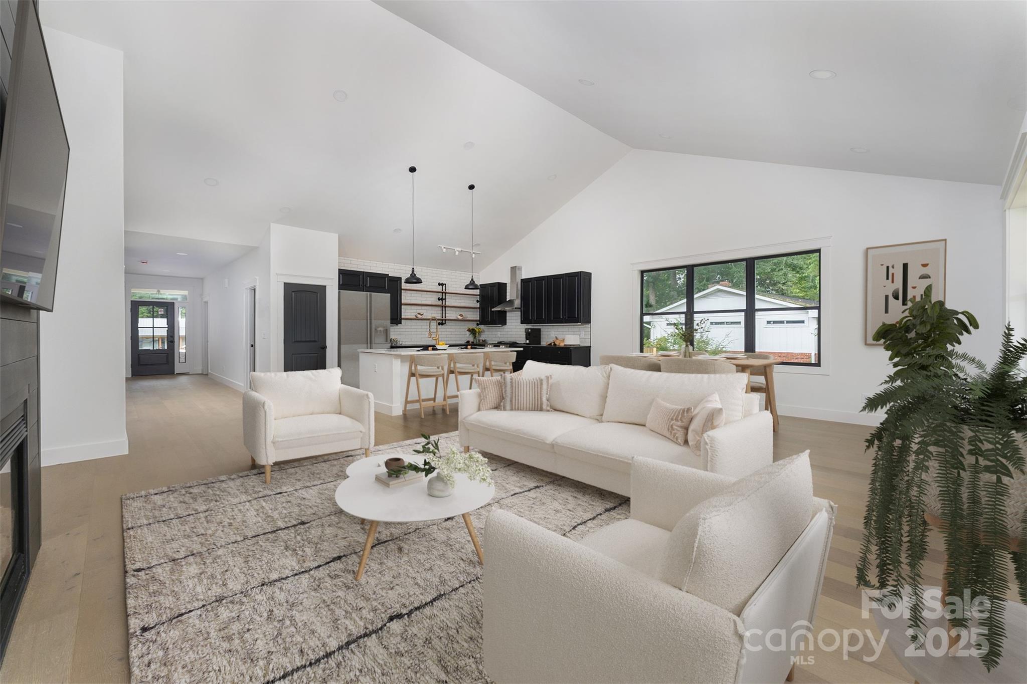 808 Maybank Drive Property Photo 9