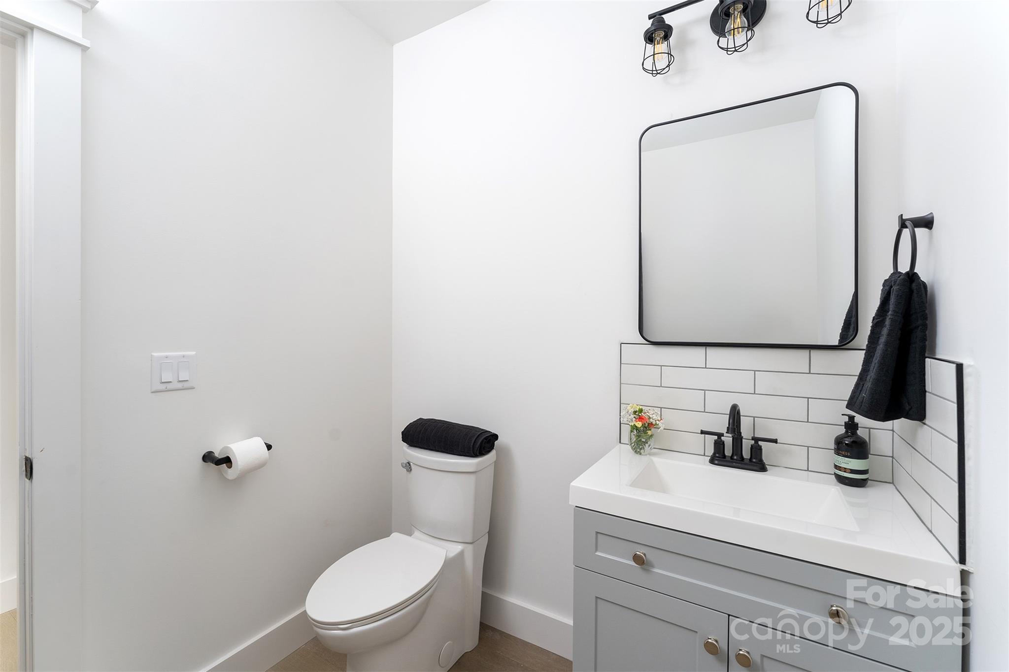 808 Maybank Drive Property Photo 13