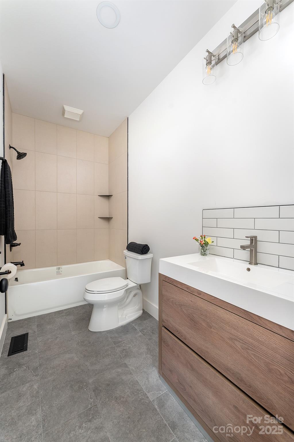 808 Maybank Drive Property Photo 24