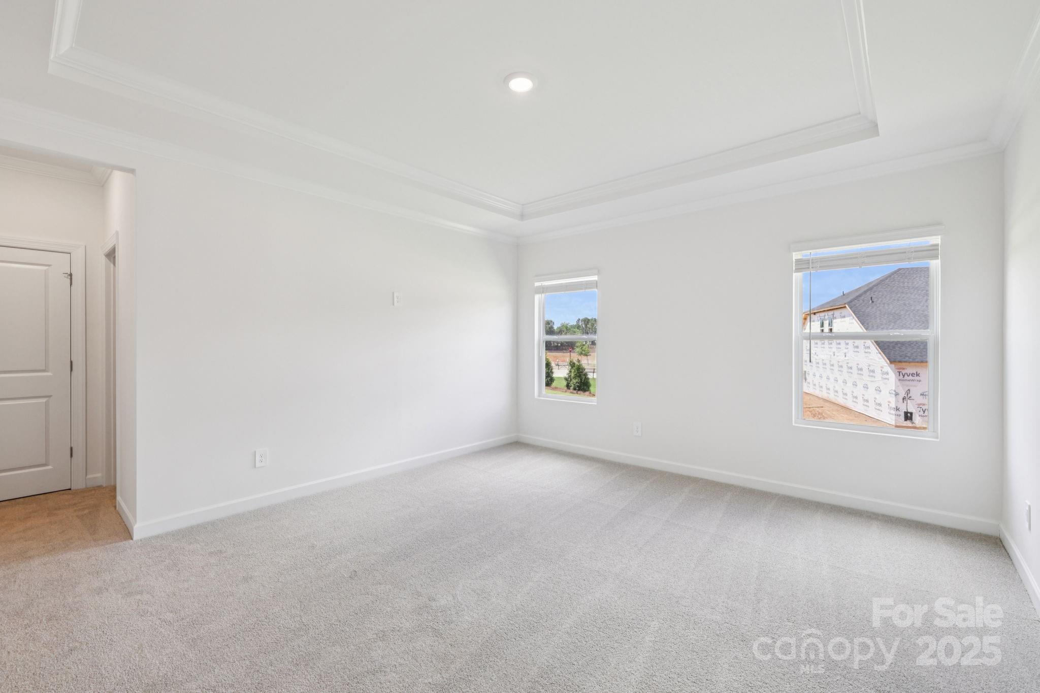 708 Palmer Pendleton Way Property Photo 5