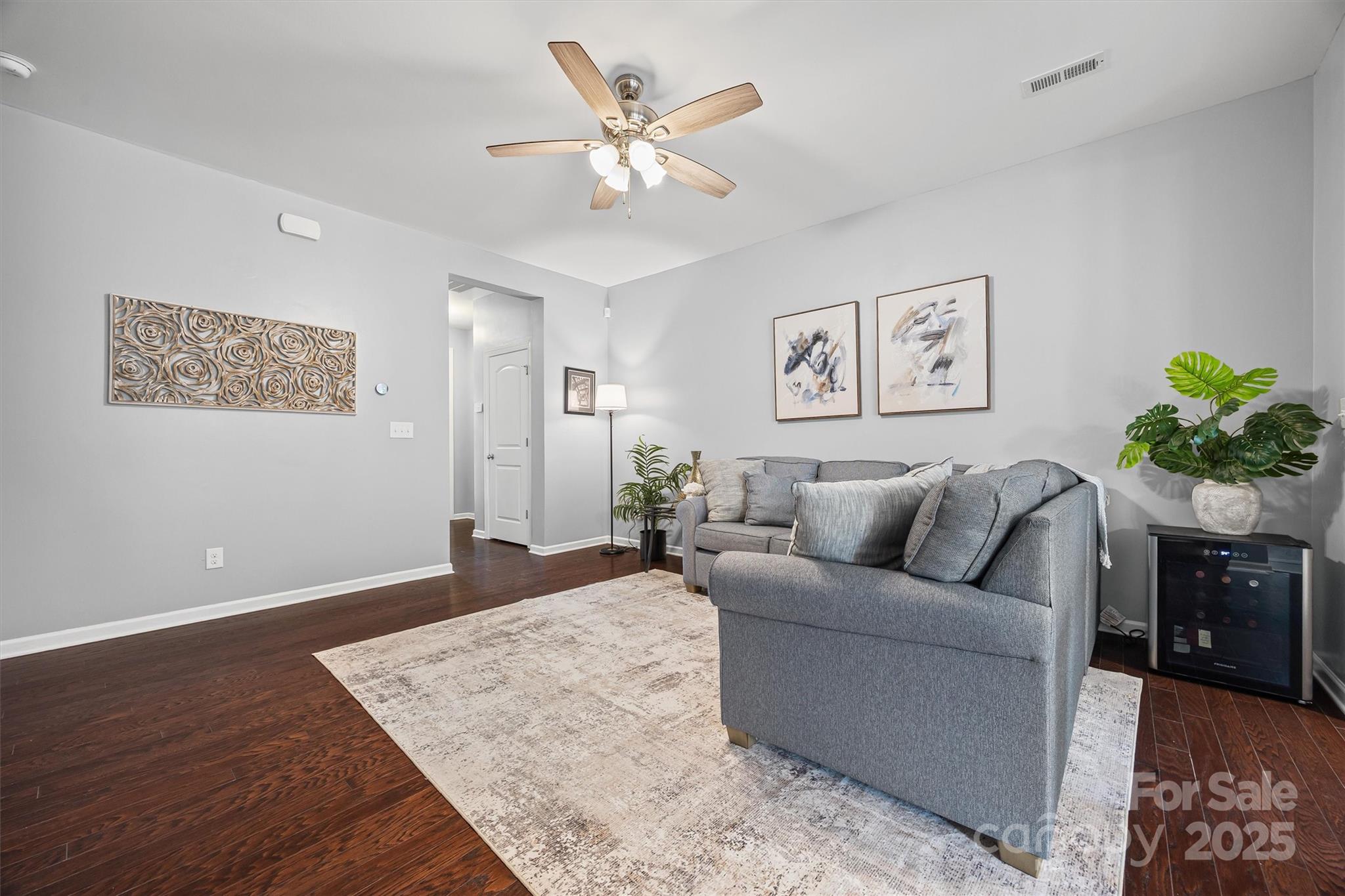 7333 Dulnian Way Property Photo 6