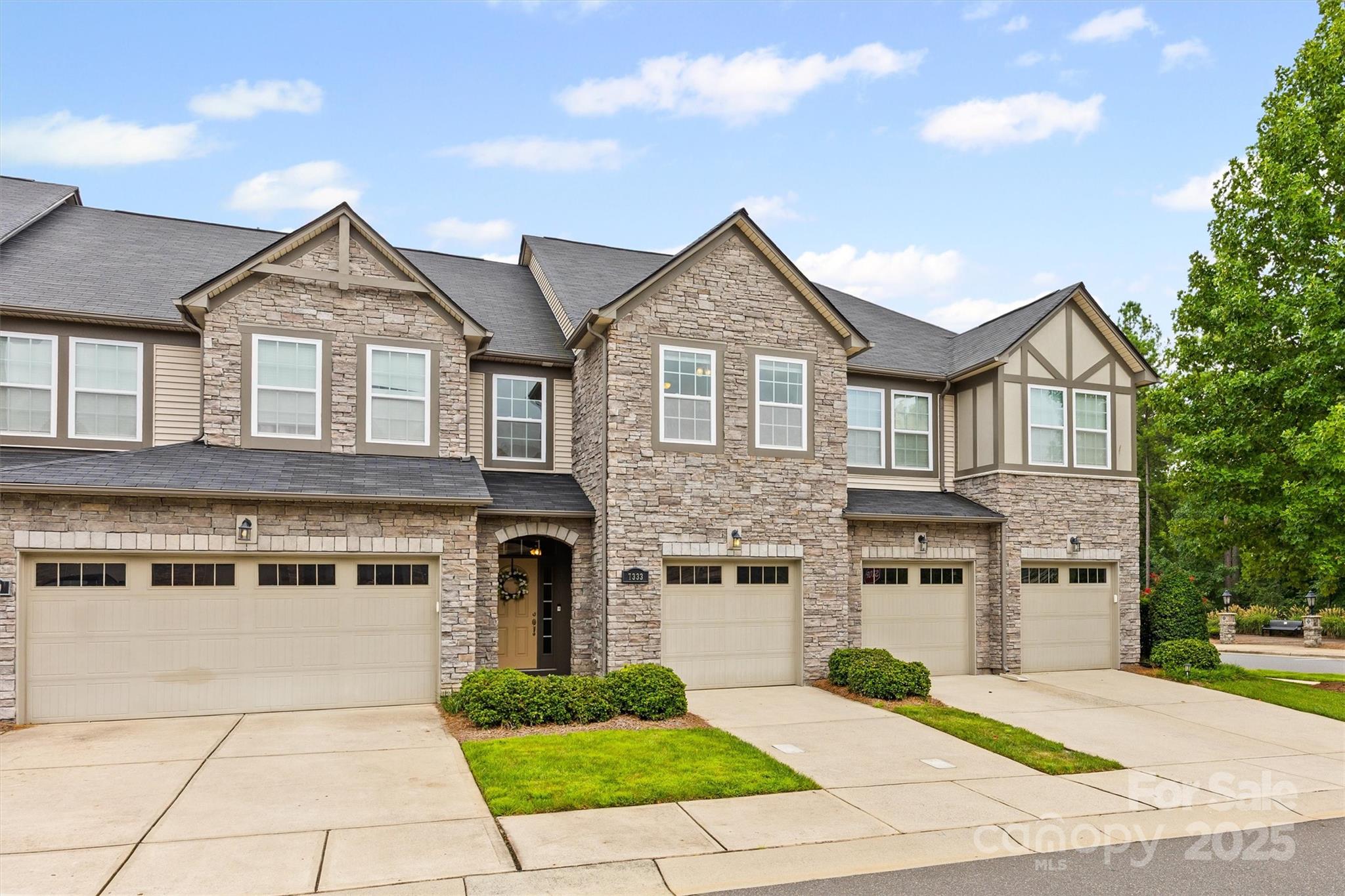 7333 Dulnian Way Property Photo 29