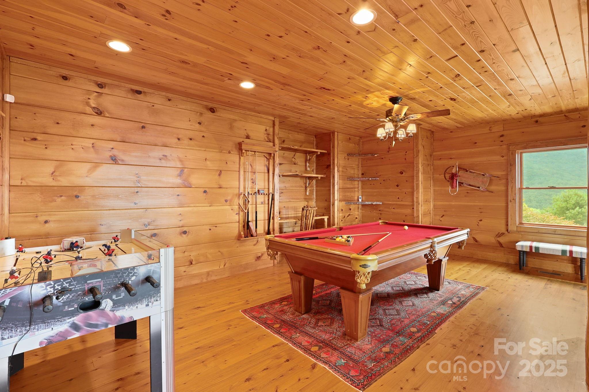 635 Acorn Nvno Property Photo 30