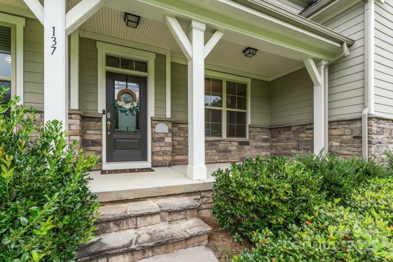 137 Rain Shadow Drive Property Photo 2