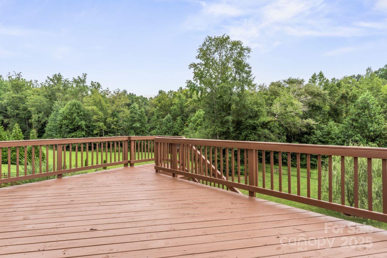 137 Rain Shadow Drive Property Photo 16