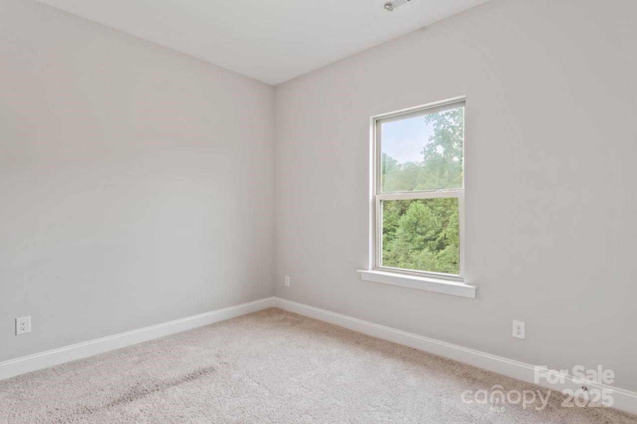 137 Rain Shadow Drive Property Photo 36