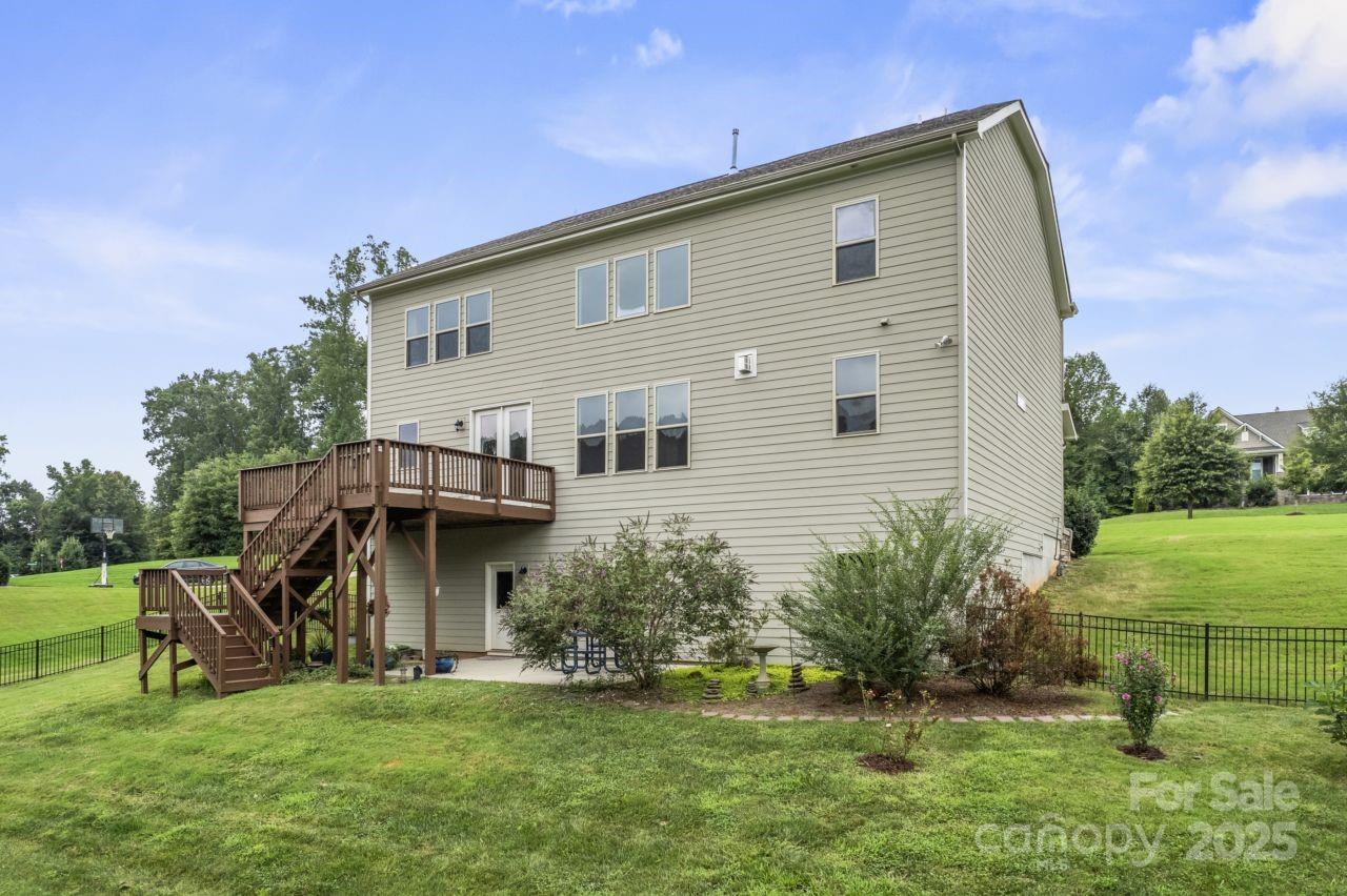 137 Rain Shadow Drive Property Photo 45