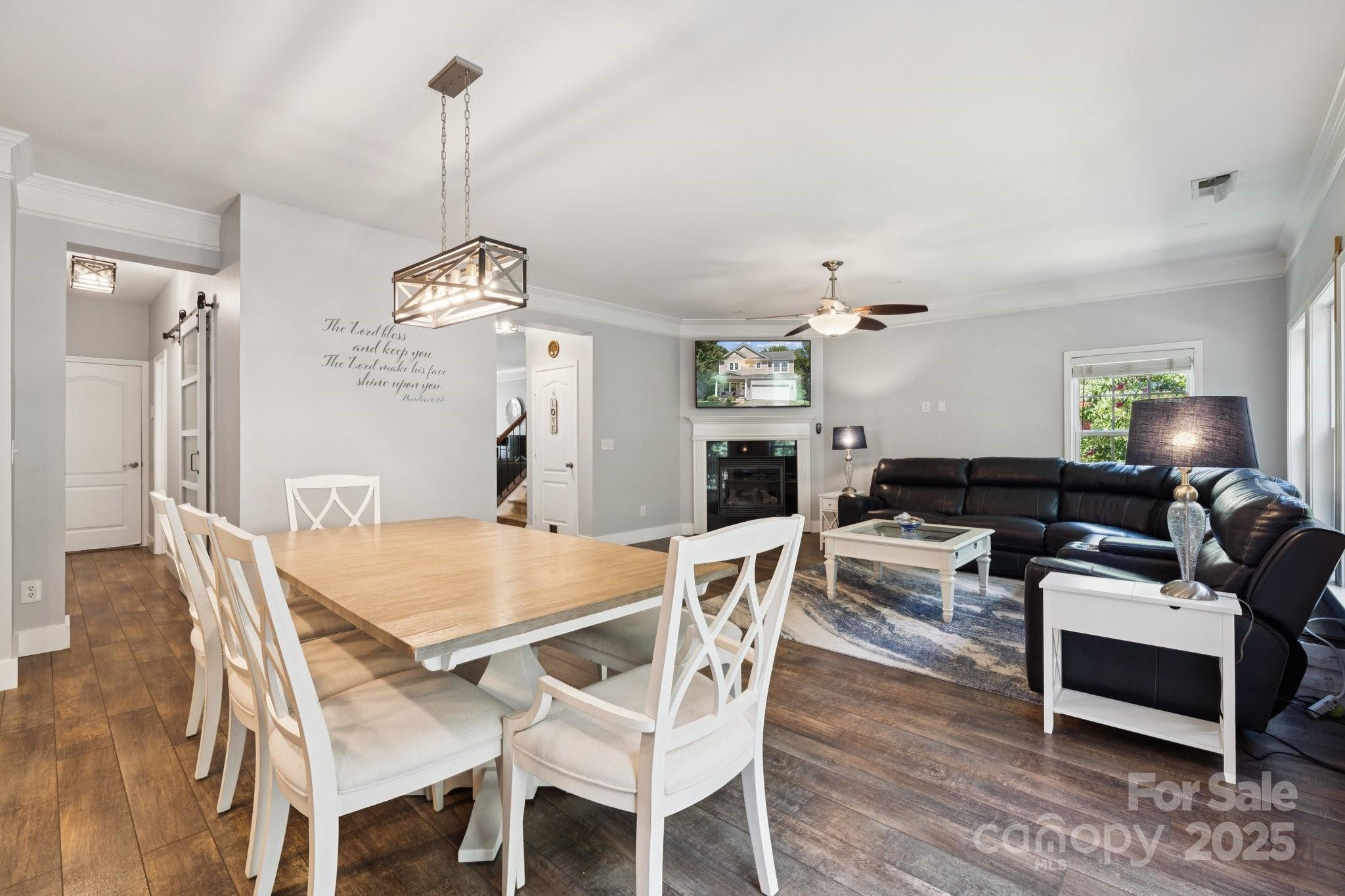 524 Buttercup Way Property Photo 9