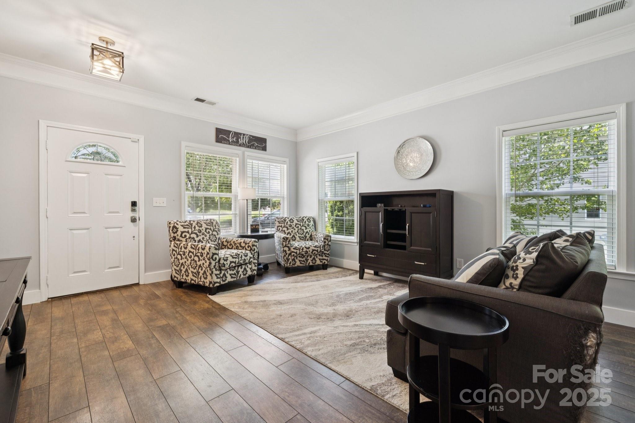 524 Buttercup Way Property Photo 14