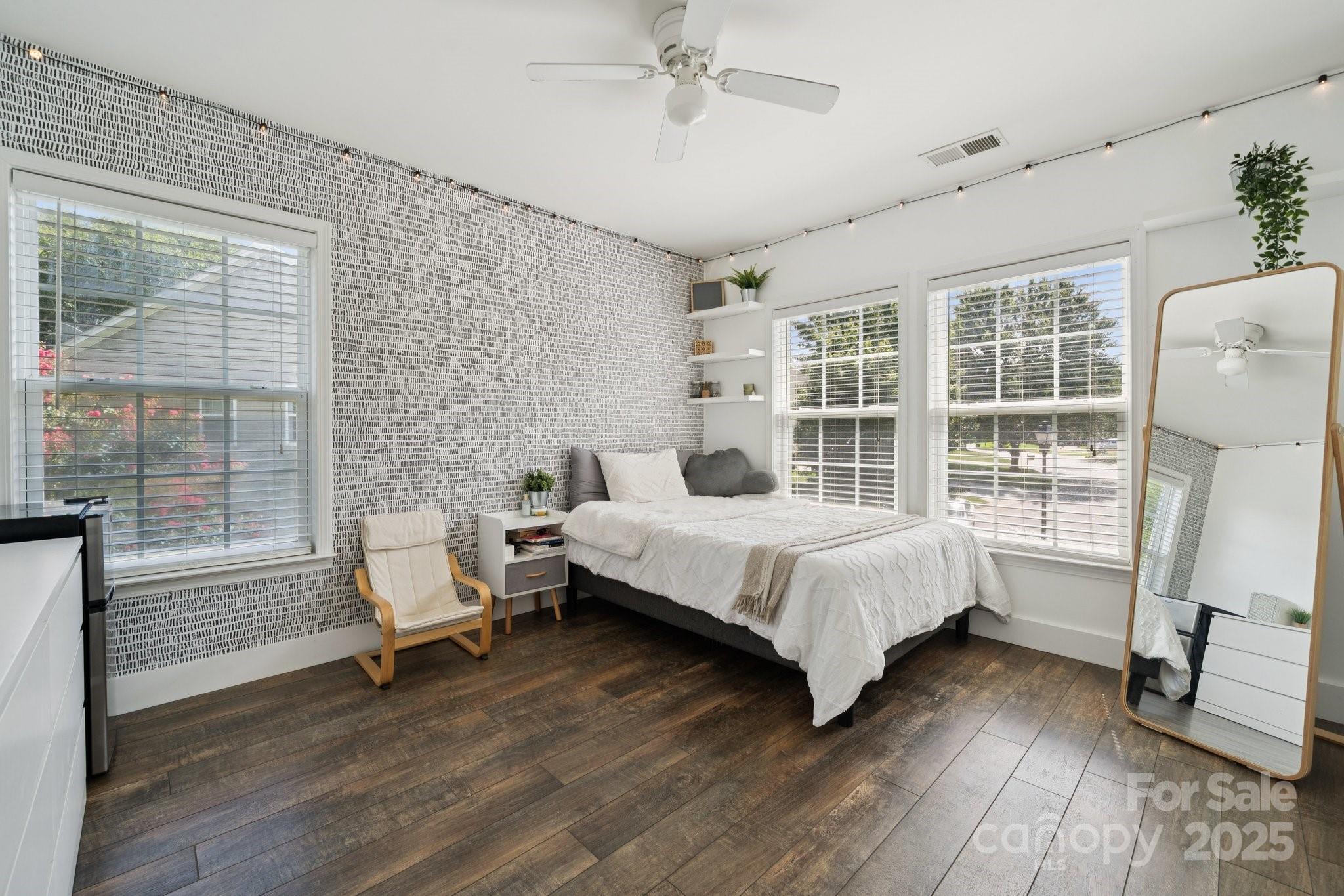 524 Buttercup Way Property Photo 23