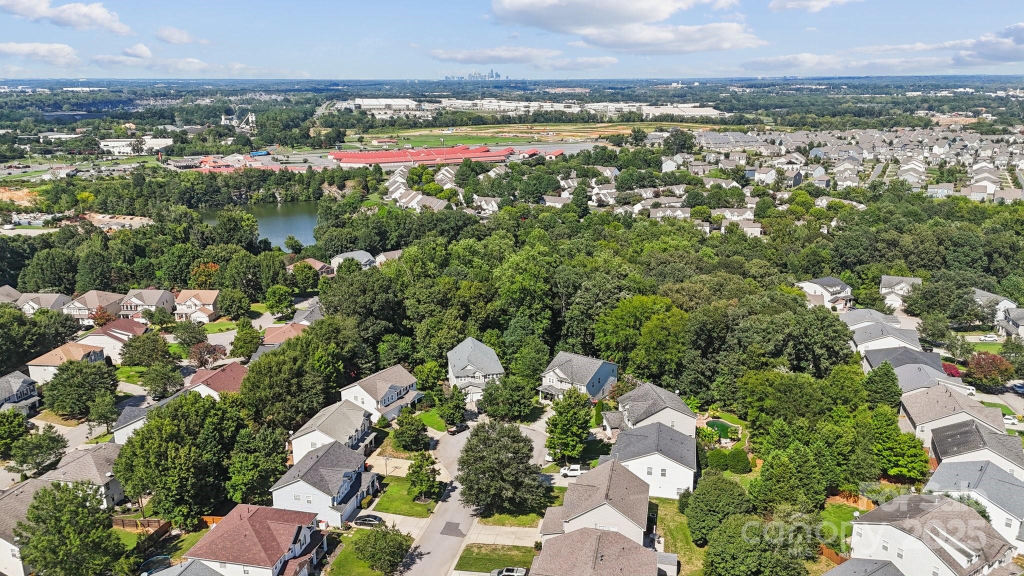 524 Buttercup Way Property Photo 30