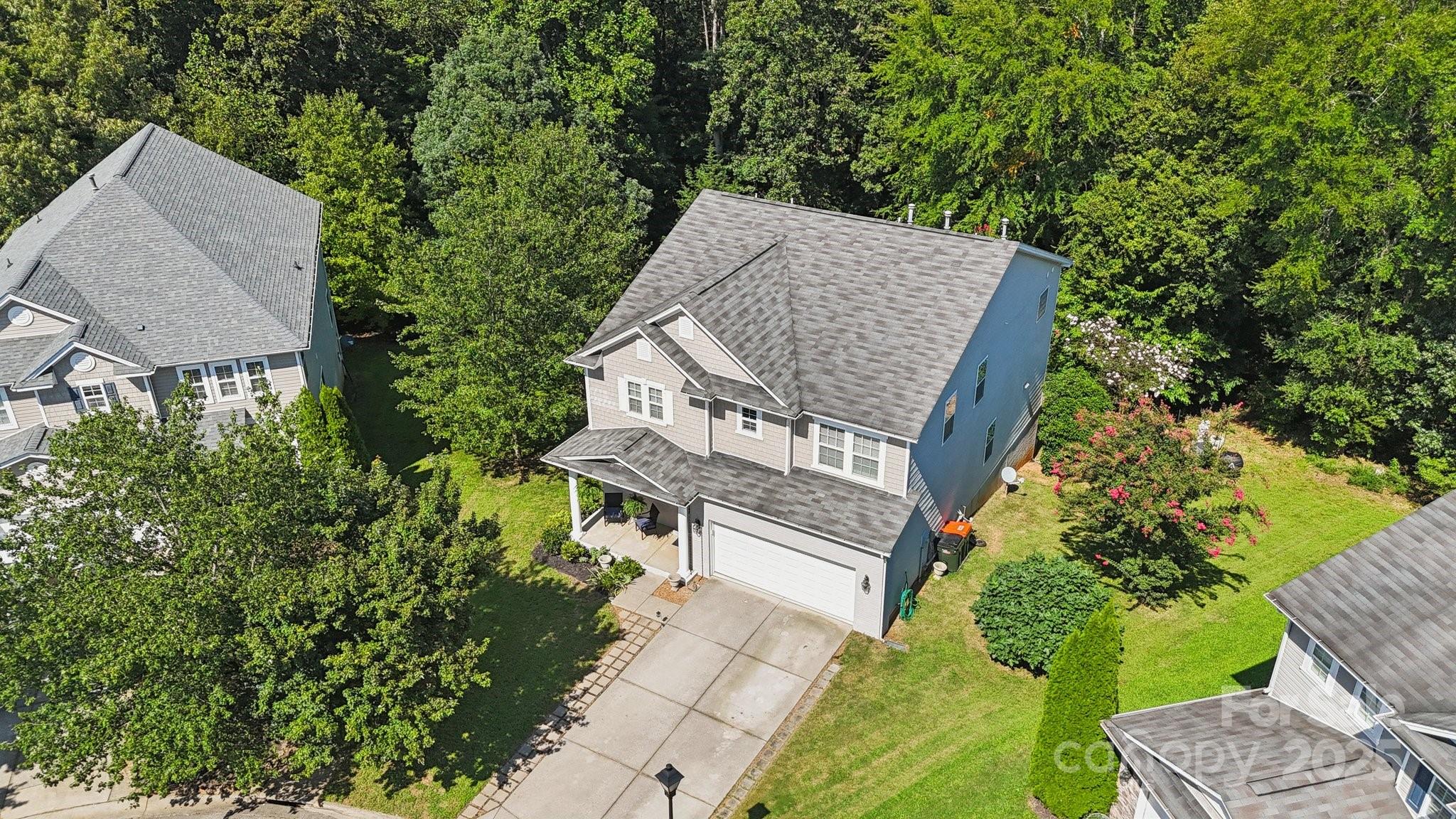 524 Buttercup Way Property Photo 34