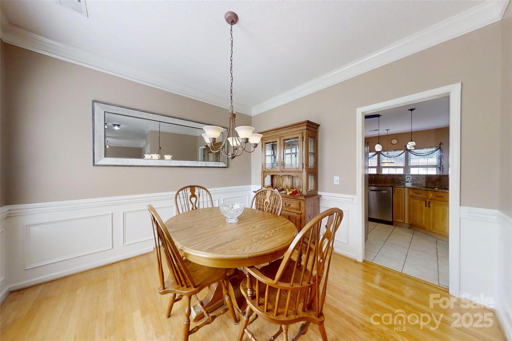 129 Easy Street Property Photo 5