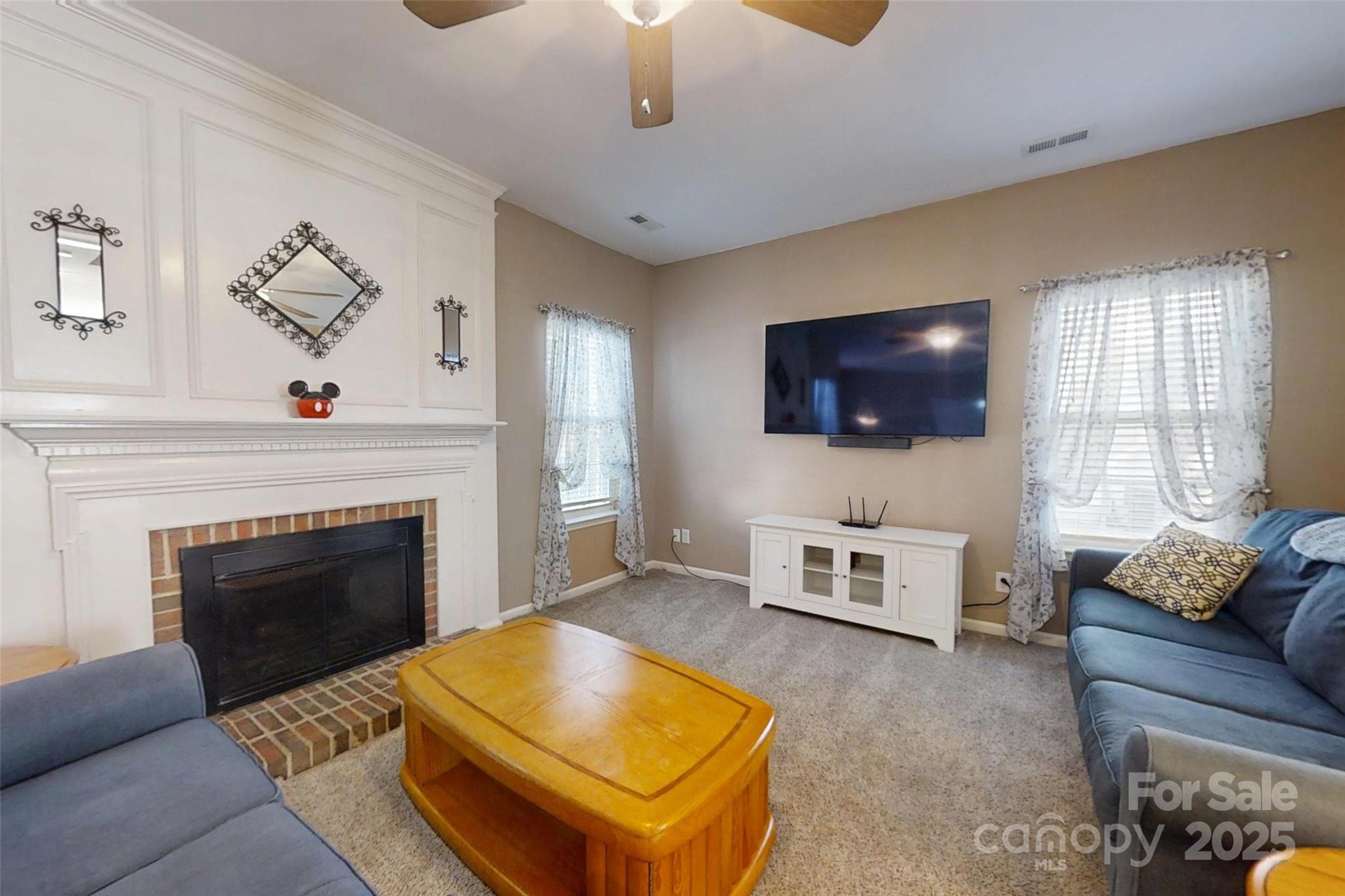 129 Easy Street Property Photo 9