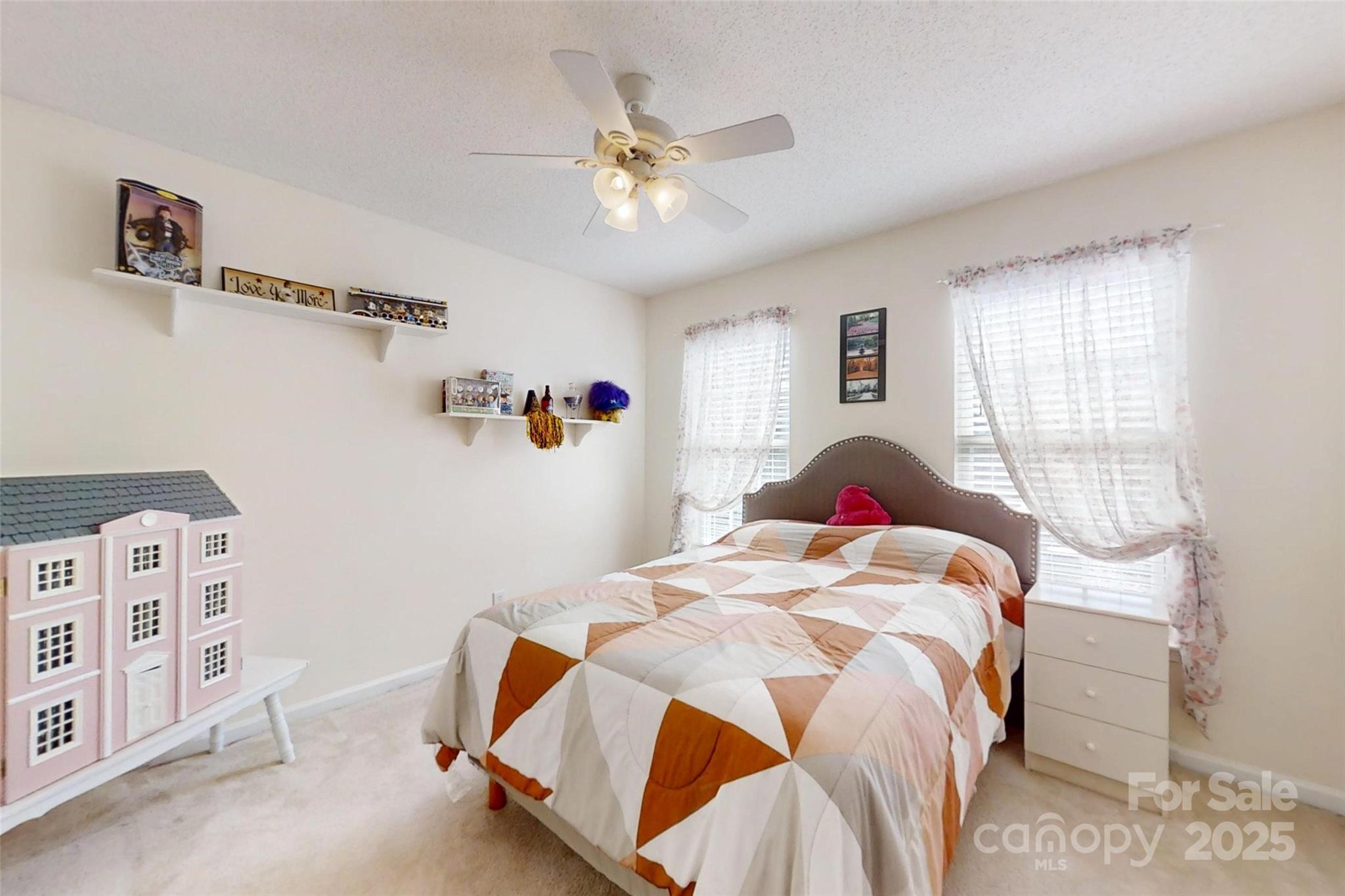 129 Easy Street Property Photo 24