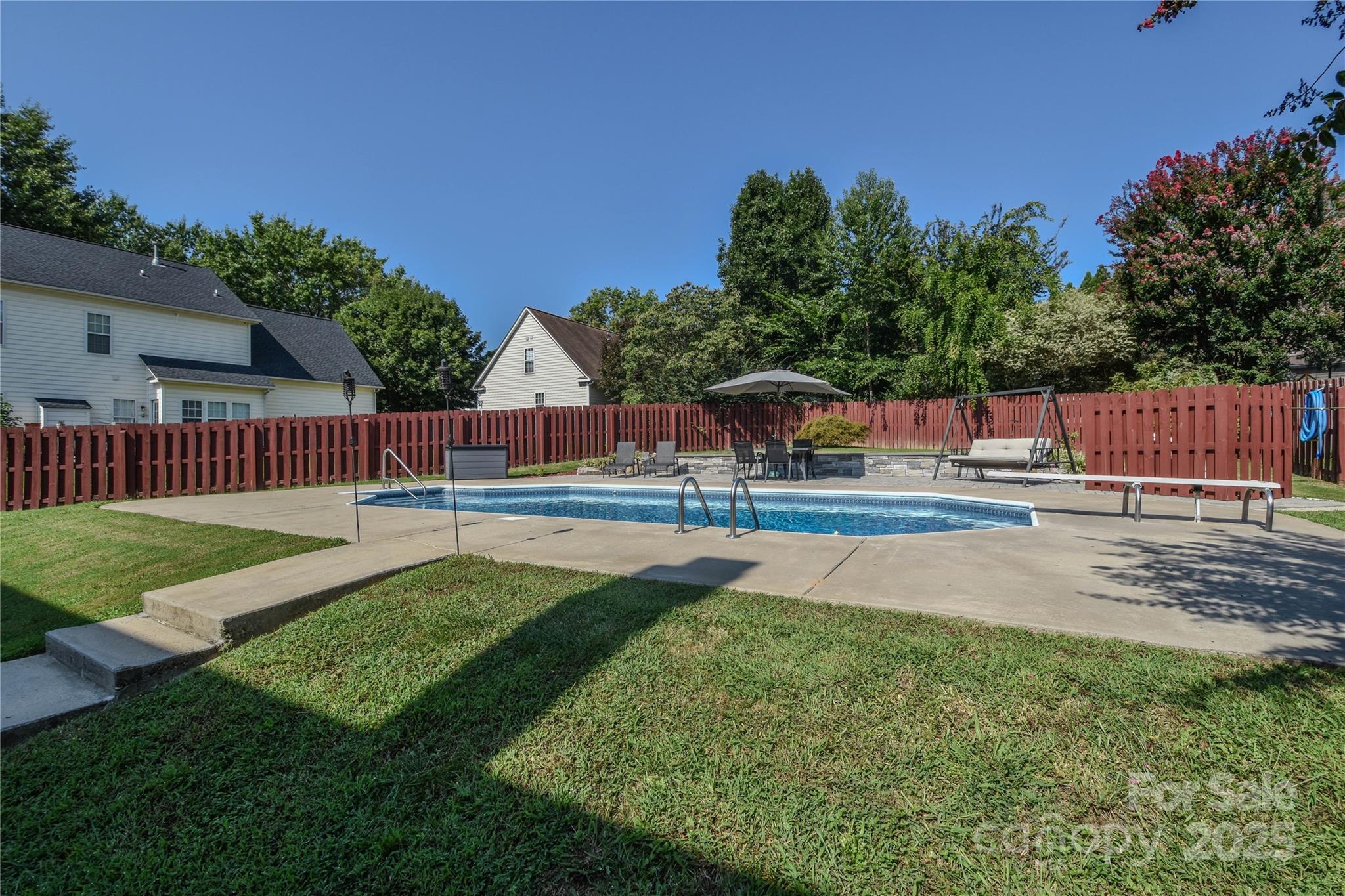 129 Easy Street Property Photo 32