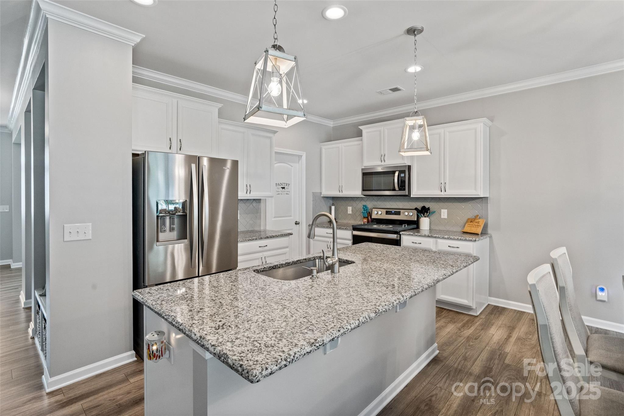 1663 Rutledge Hills Drive Property Photo 7