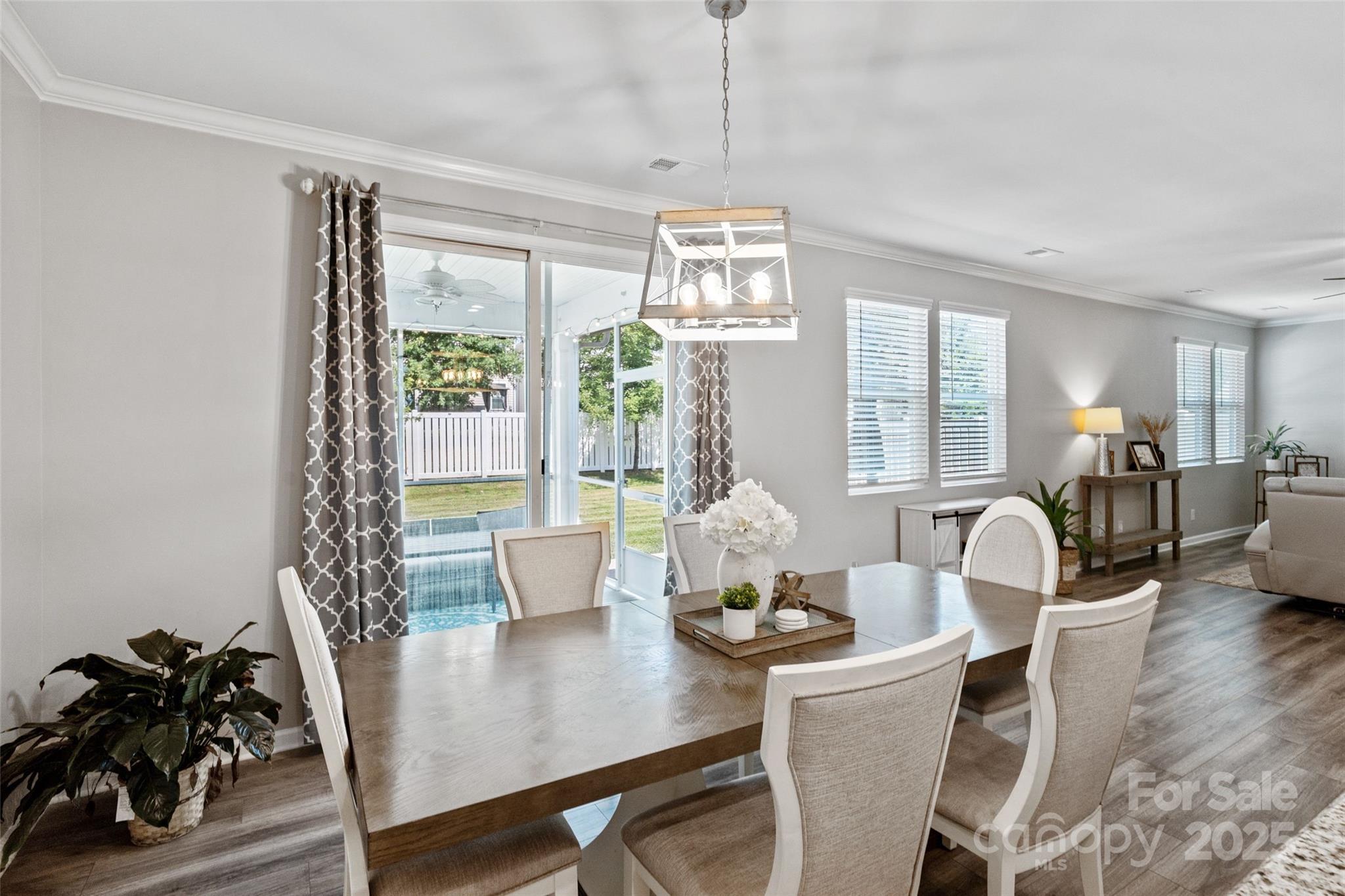 1663 Rutledge Hills Drive Property Photo 11