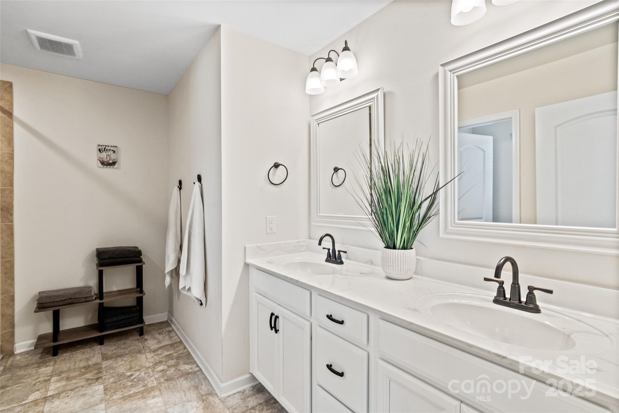 1663 Rutledge Hills Drive Property Photo 29