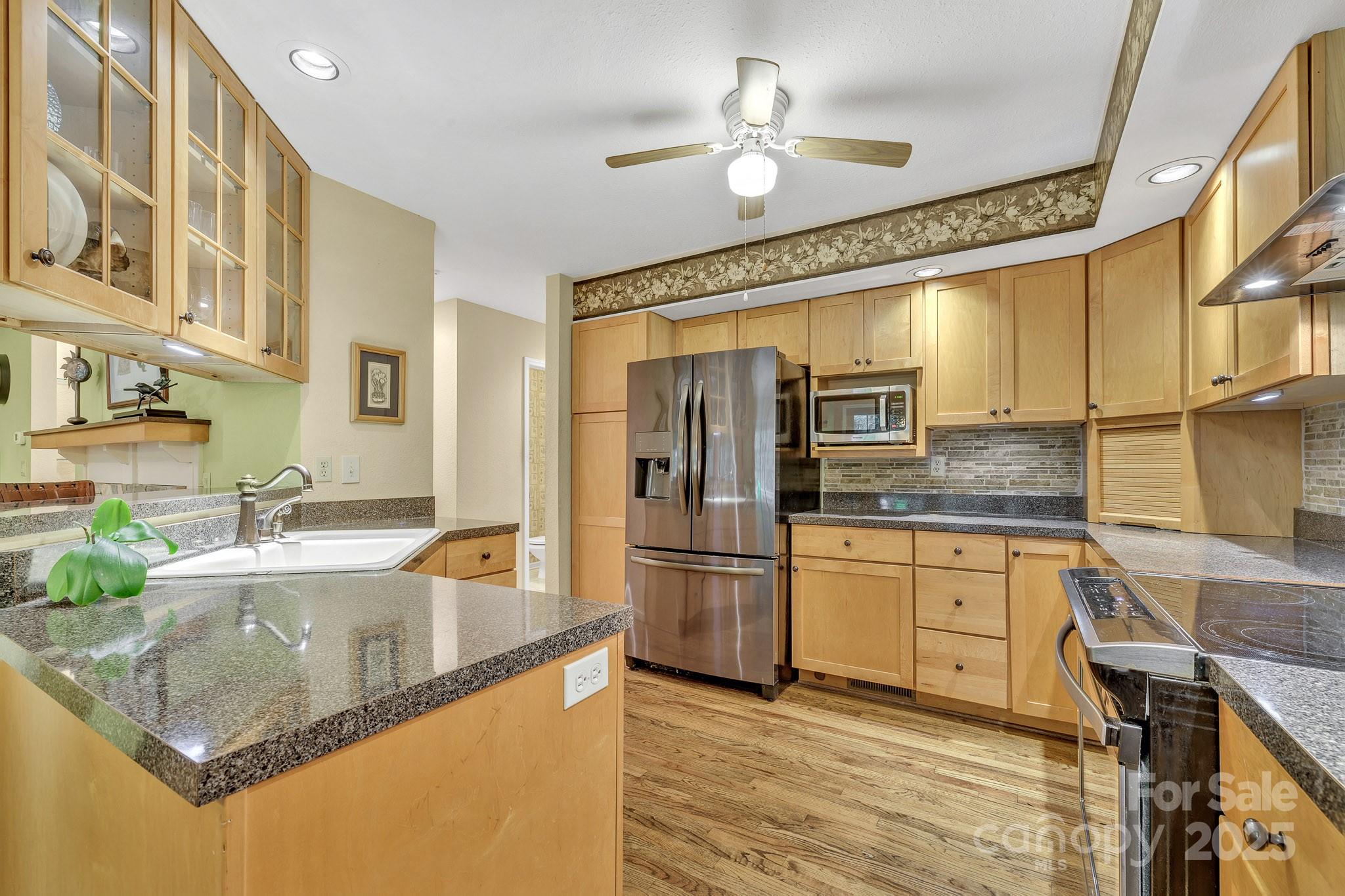 129 Nolte Way Property Photo 6