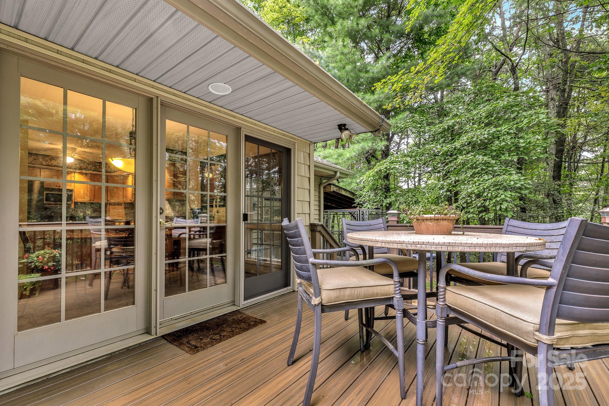 129 Nolte Way Property Photo 8