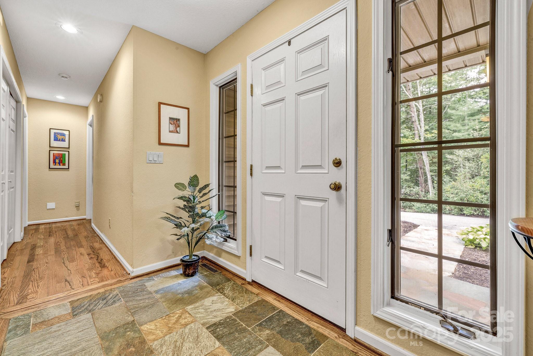 129 Nolte Way Property Photo 11