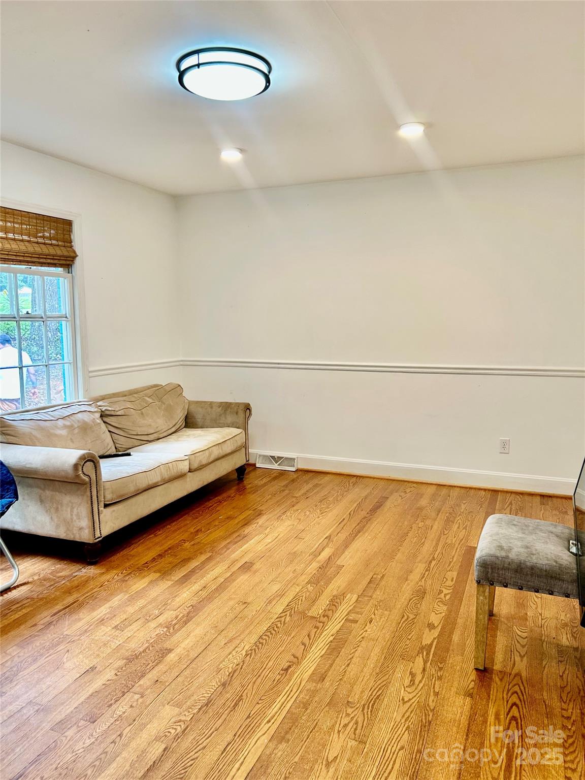 6708 Lynmont Drive Property Photo 7