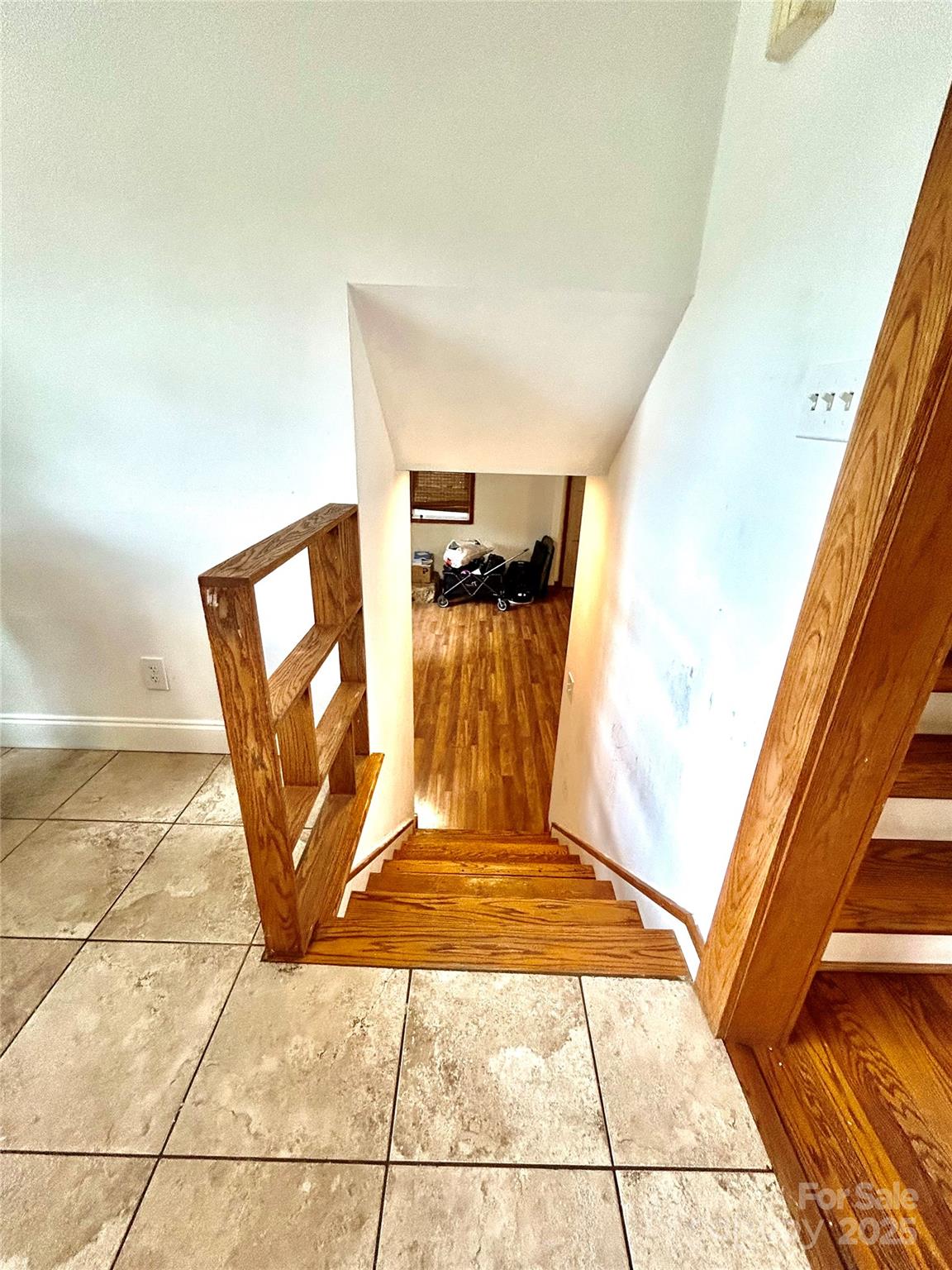 6708 Lynmont Drive Property Photo 12