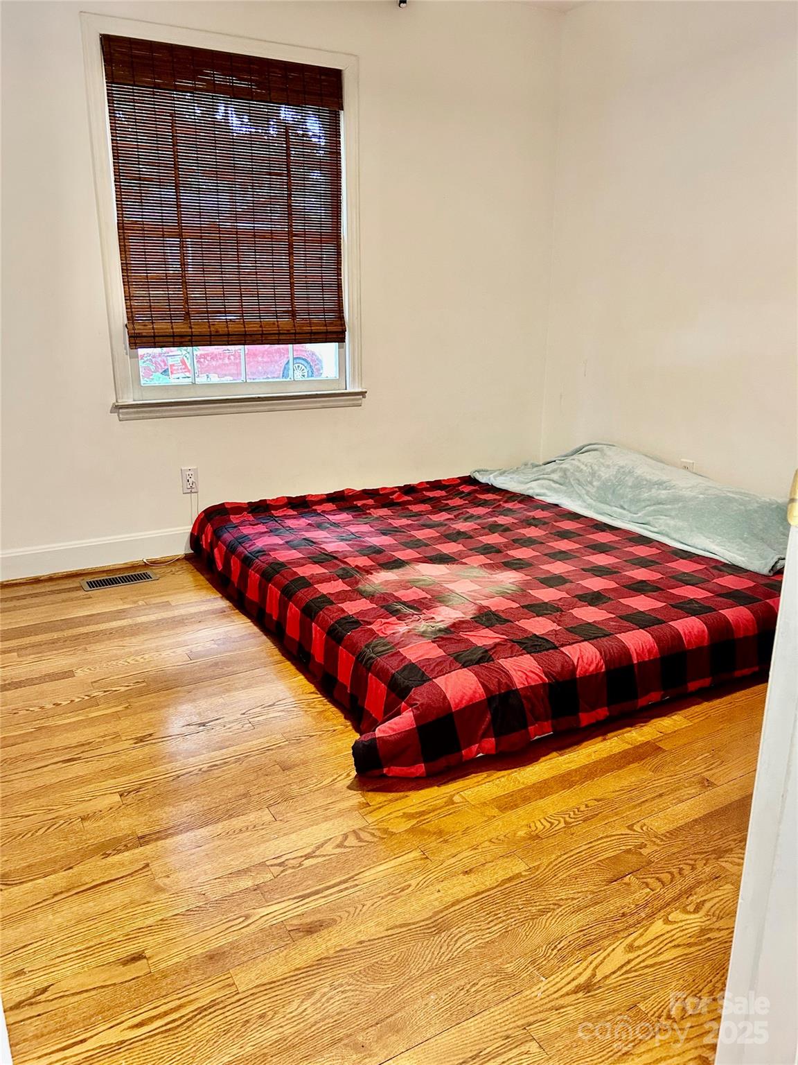 6708 Lynmont Drive Property Photo 18