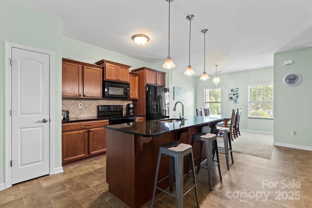 1280 Century Drive Property Photo 2