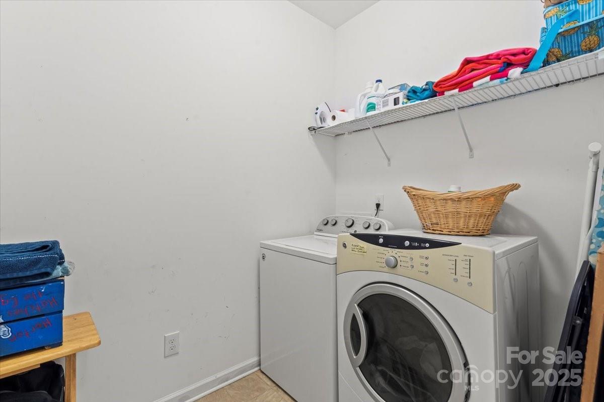 1280 Century Drive Property Photo 17