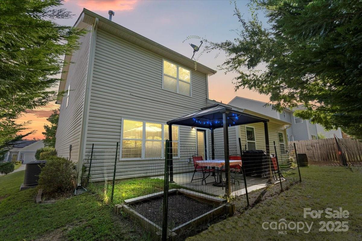 1280 Century Drive Property Photo 32