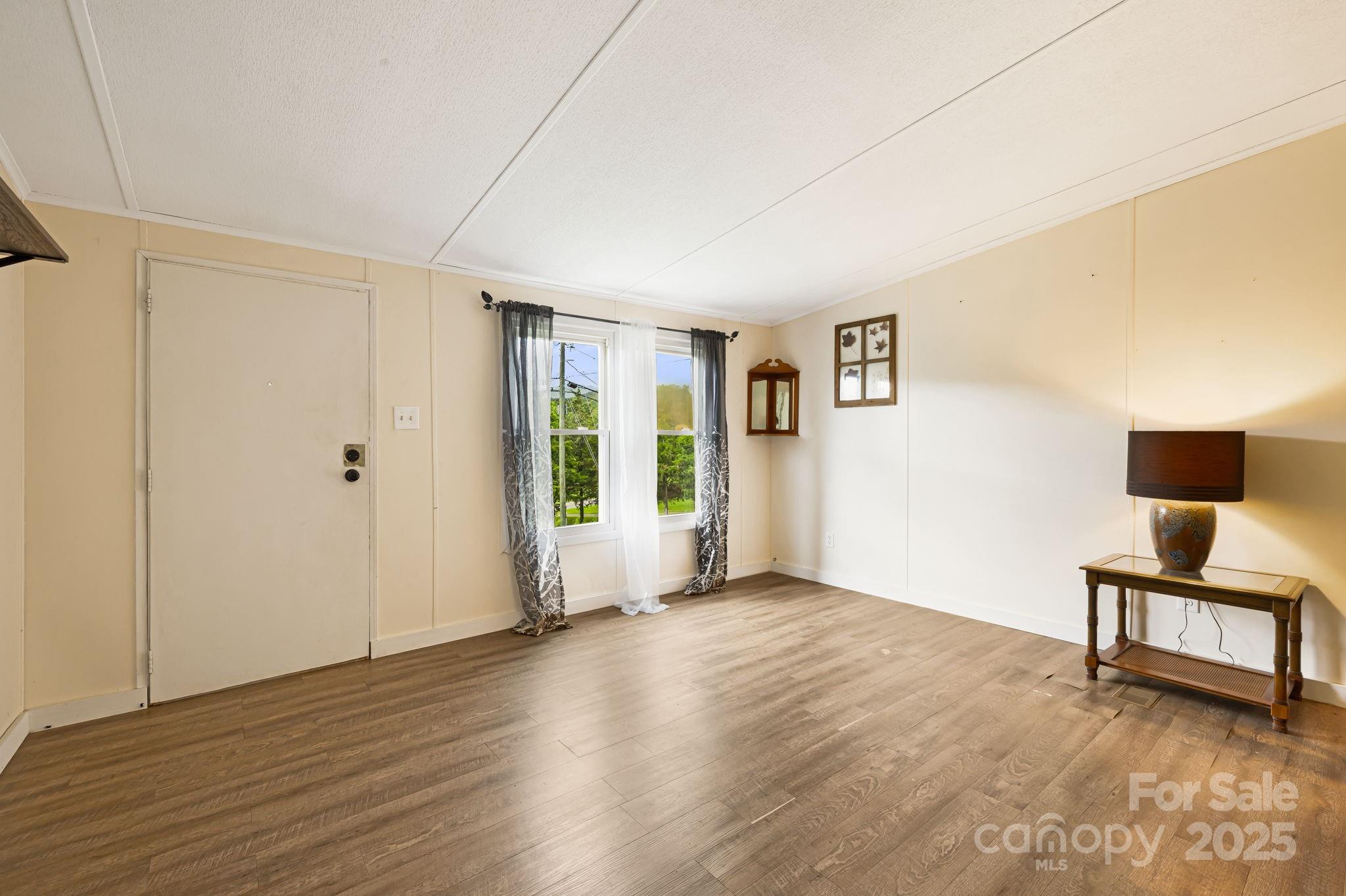 2490 Painters Gap Road Property Photo 6