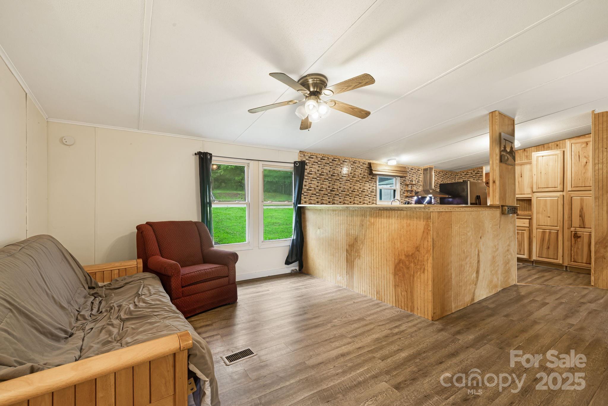 2490 Painters Gap Road Property Photo 7