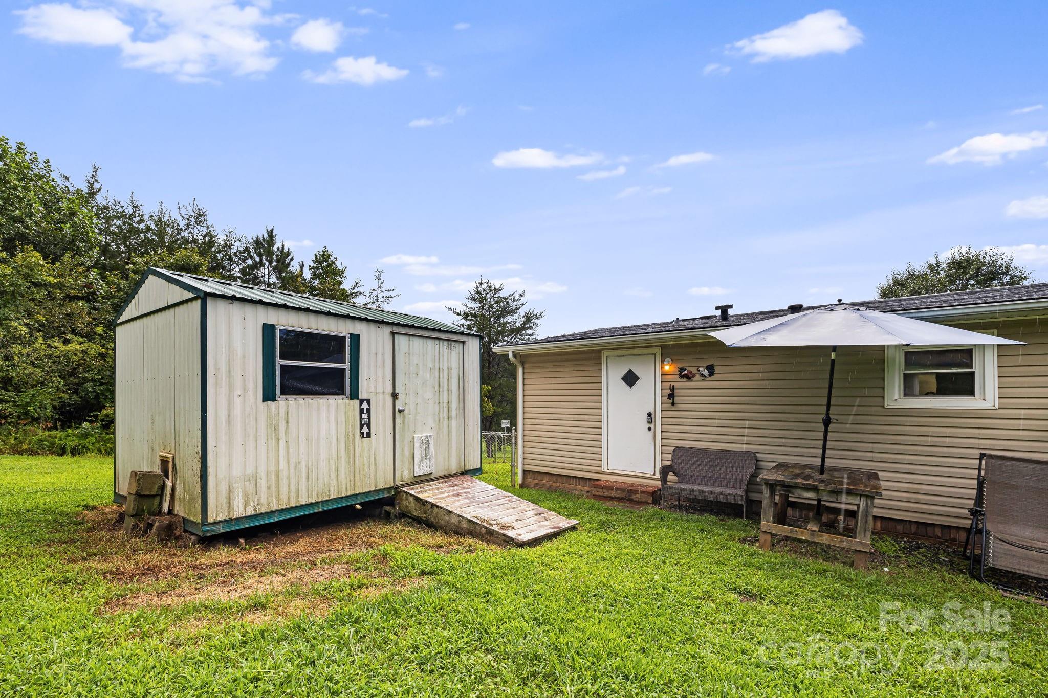 2490 Painters Gap Road Property Photo 24