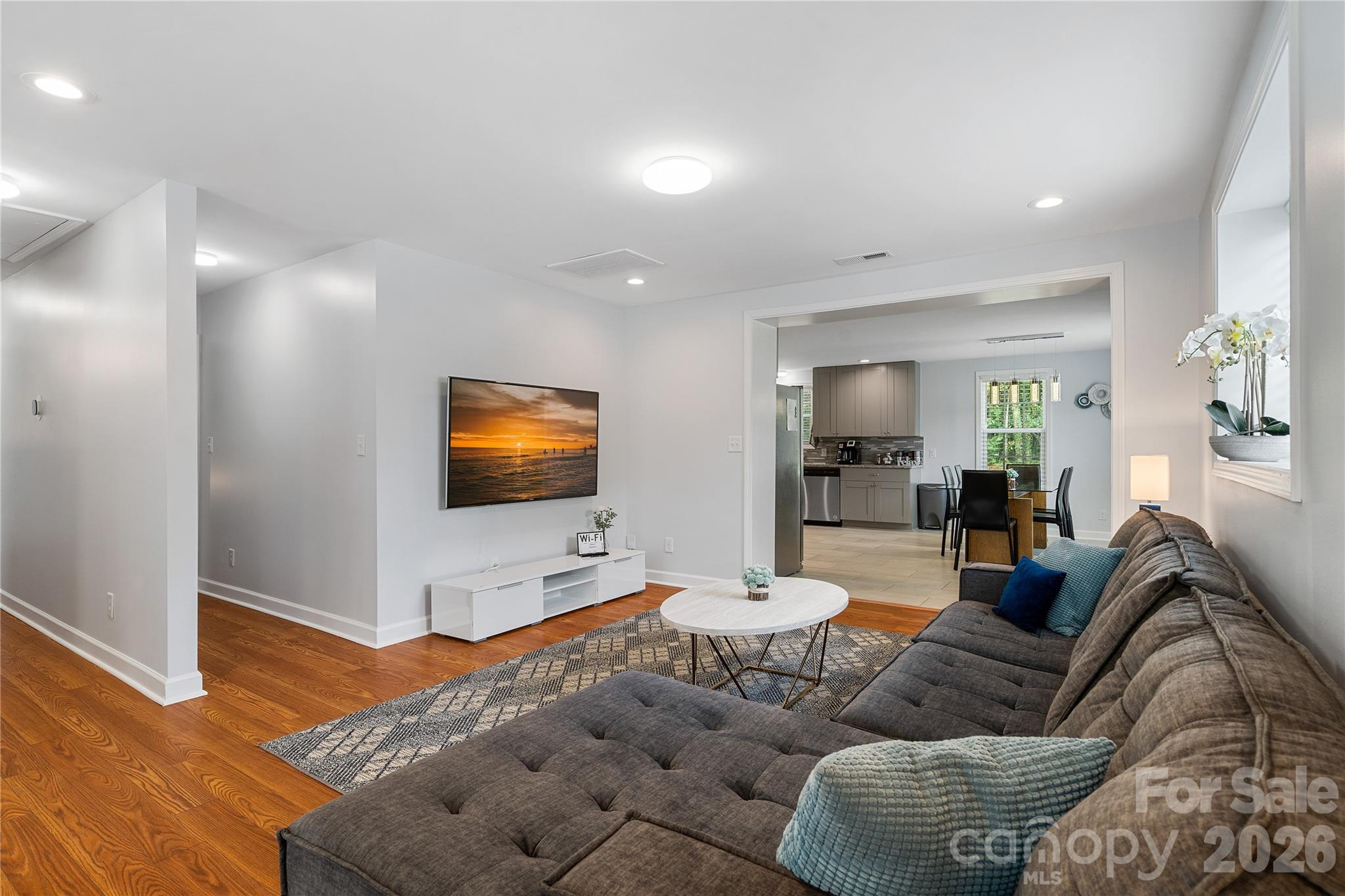 2510 Sherrill Street Property Photo 1