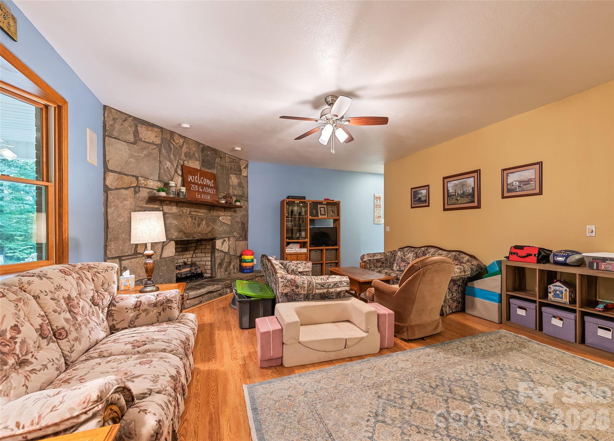 400 Sunset Heights Property Photo 11
