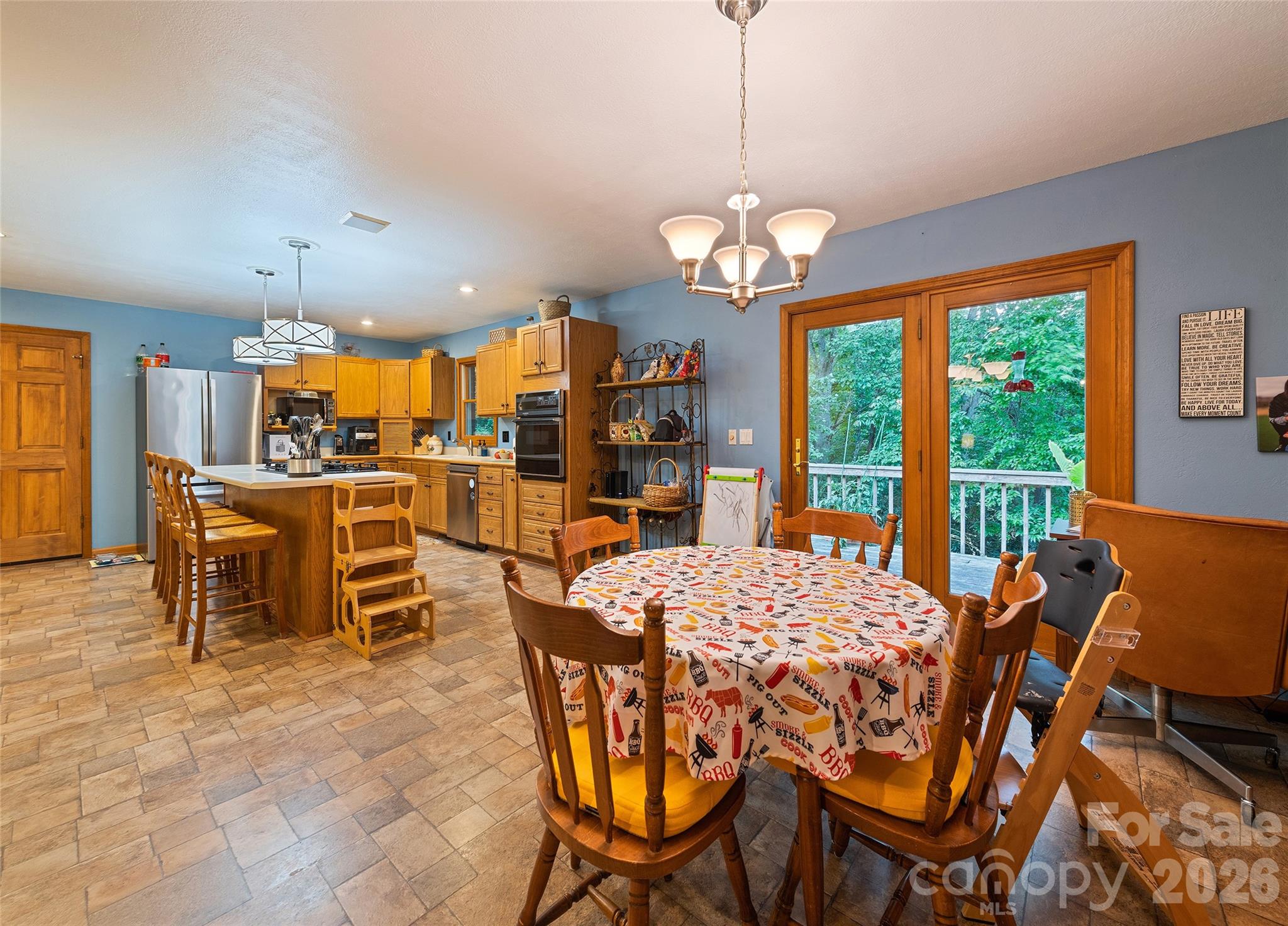 400 Sunset Heights Property Photo 18