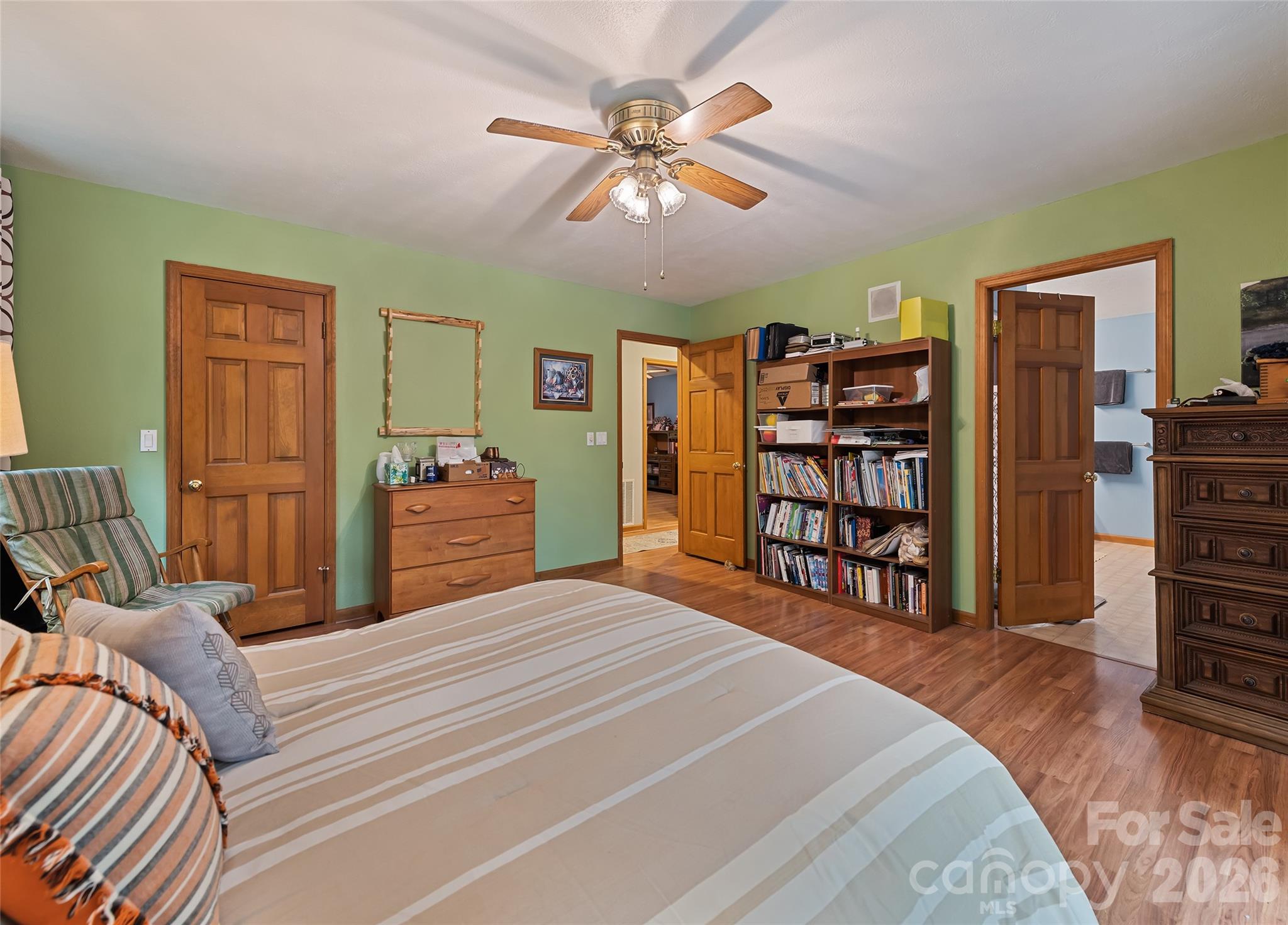 400 Sunset Heights Property Photo 21