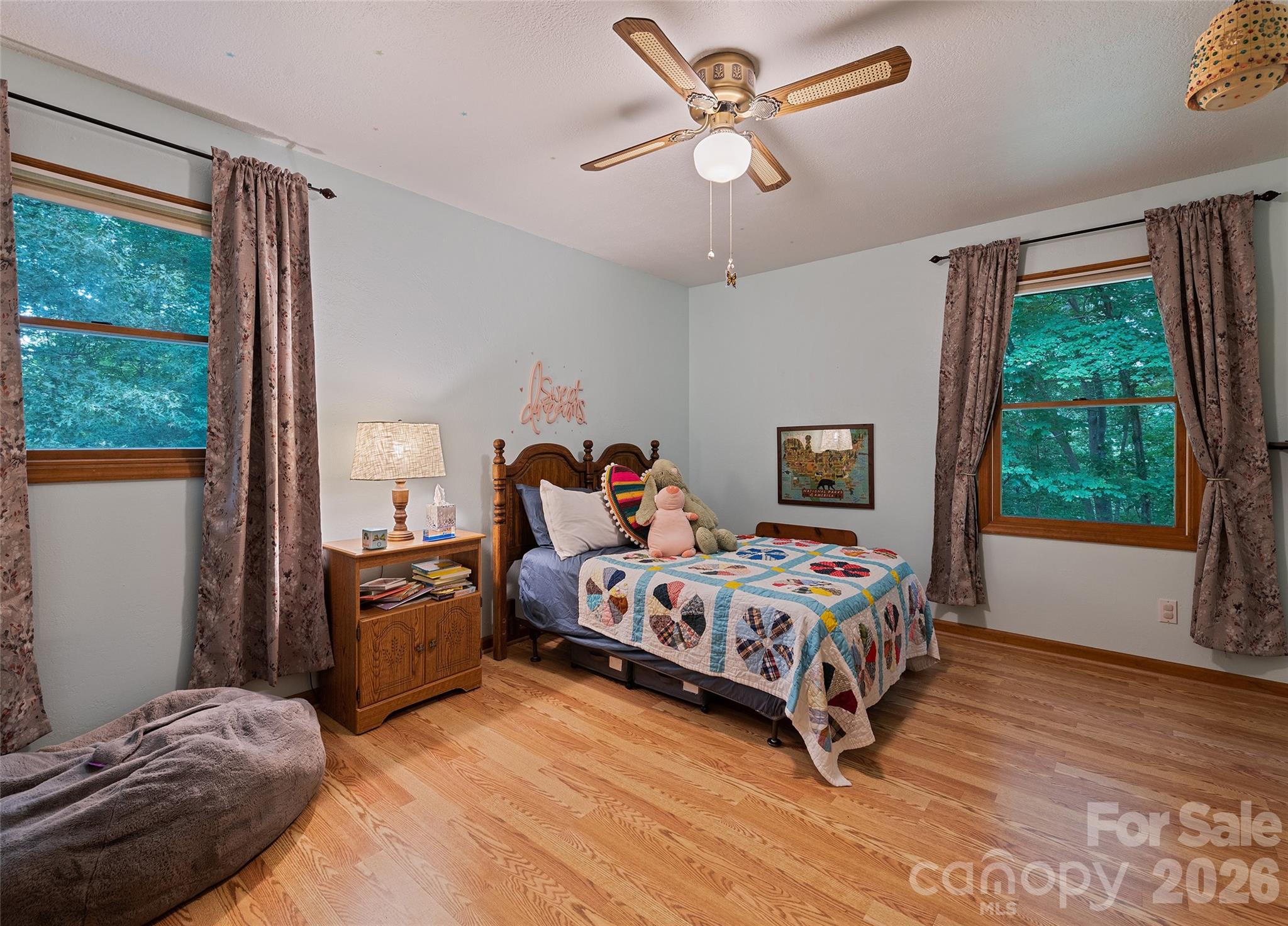 400 Sunset Heights Property Photo 24